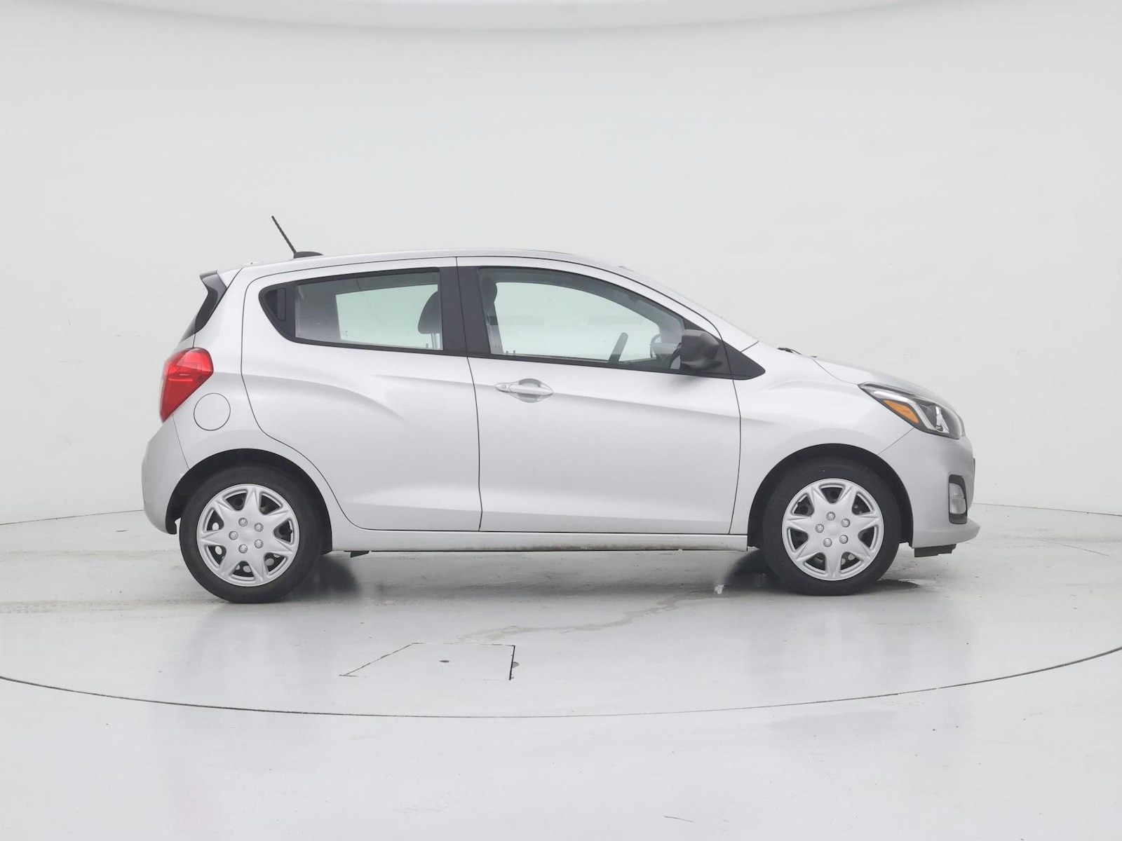 2021 Chevrolet Spark LS - Photo 8