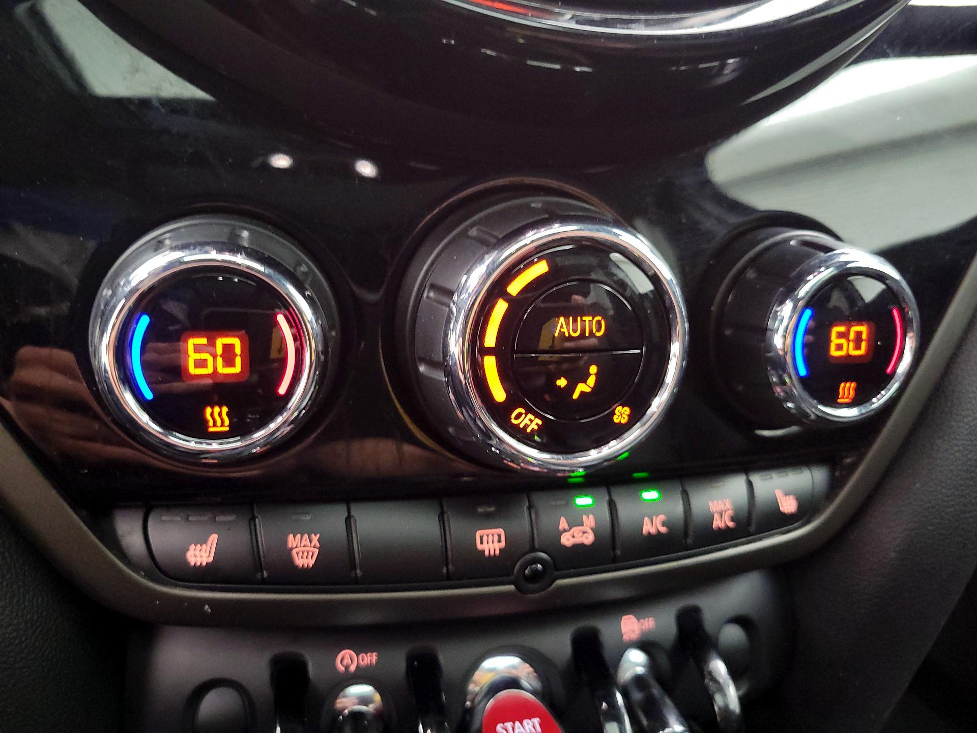Thumbnail: 2019 MINI Cooper Countryman - 16