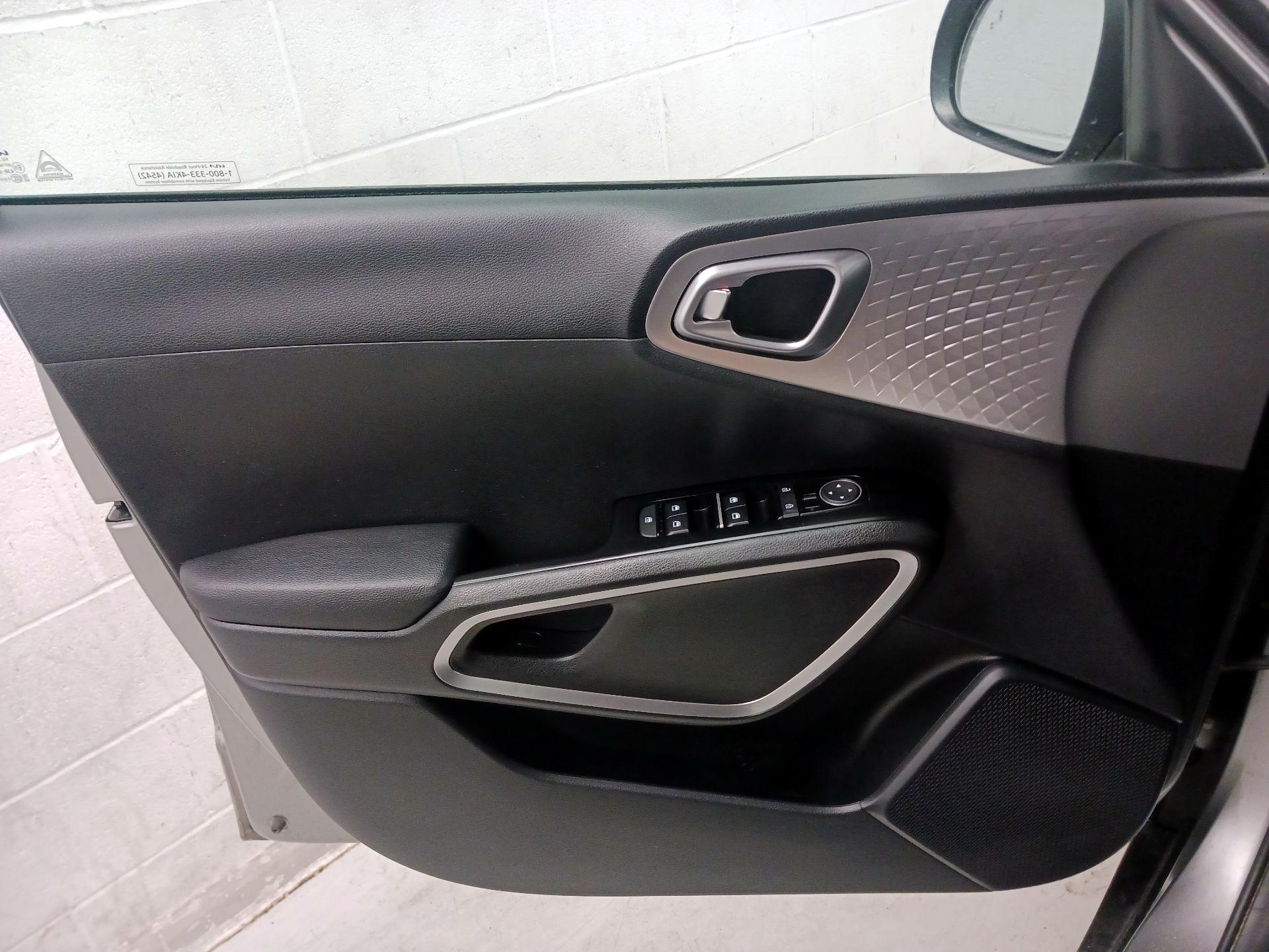 Thumbnail: 2024 Kia Soul - 10