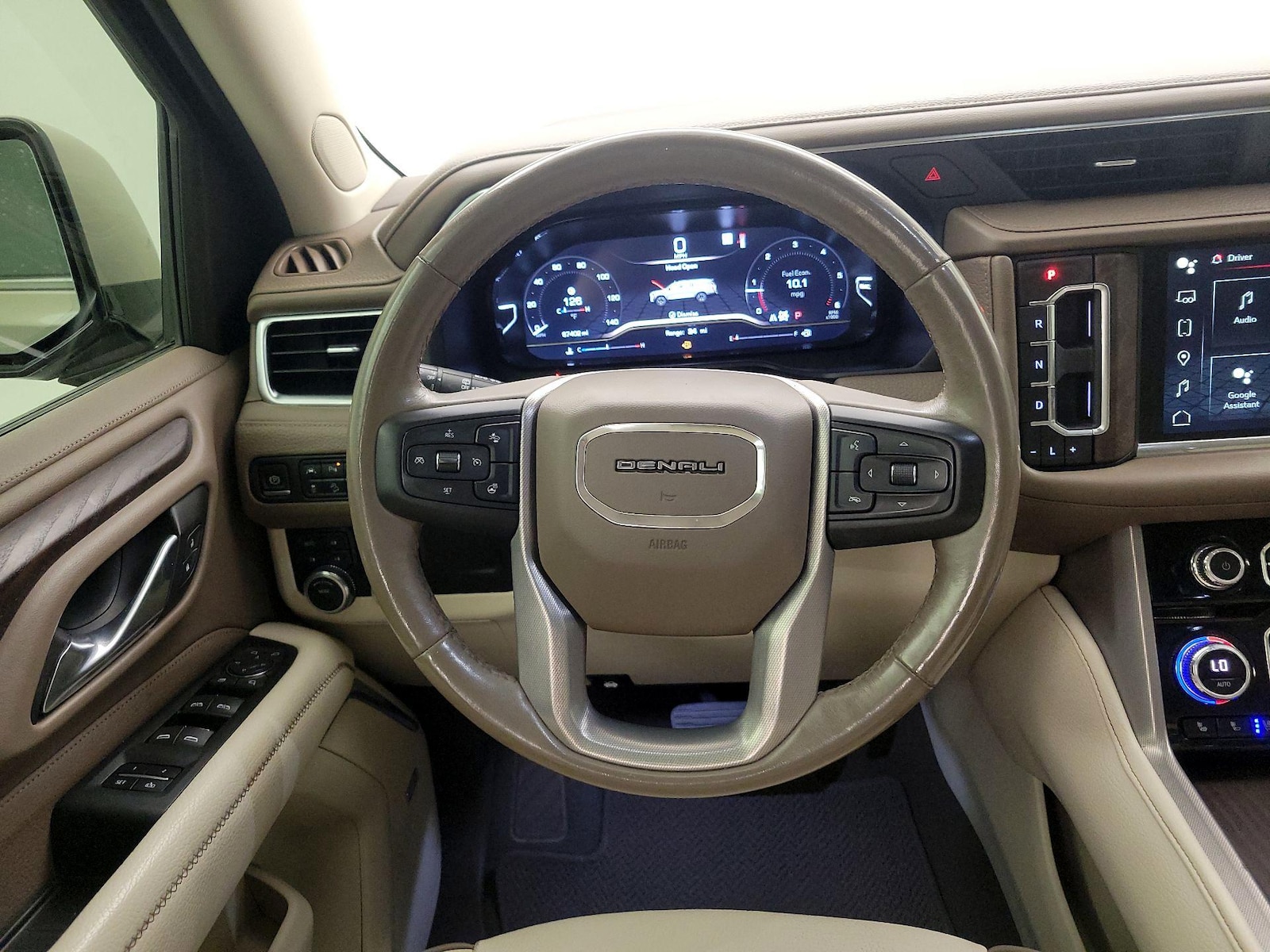 2022 GMC Yukon XL Denali - Photo 11