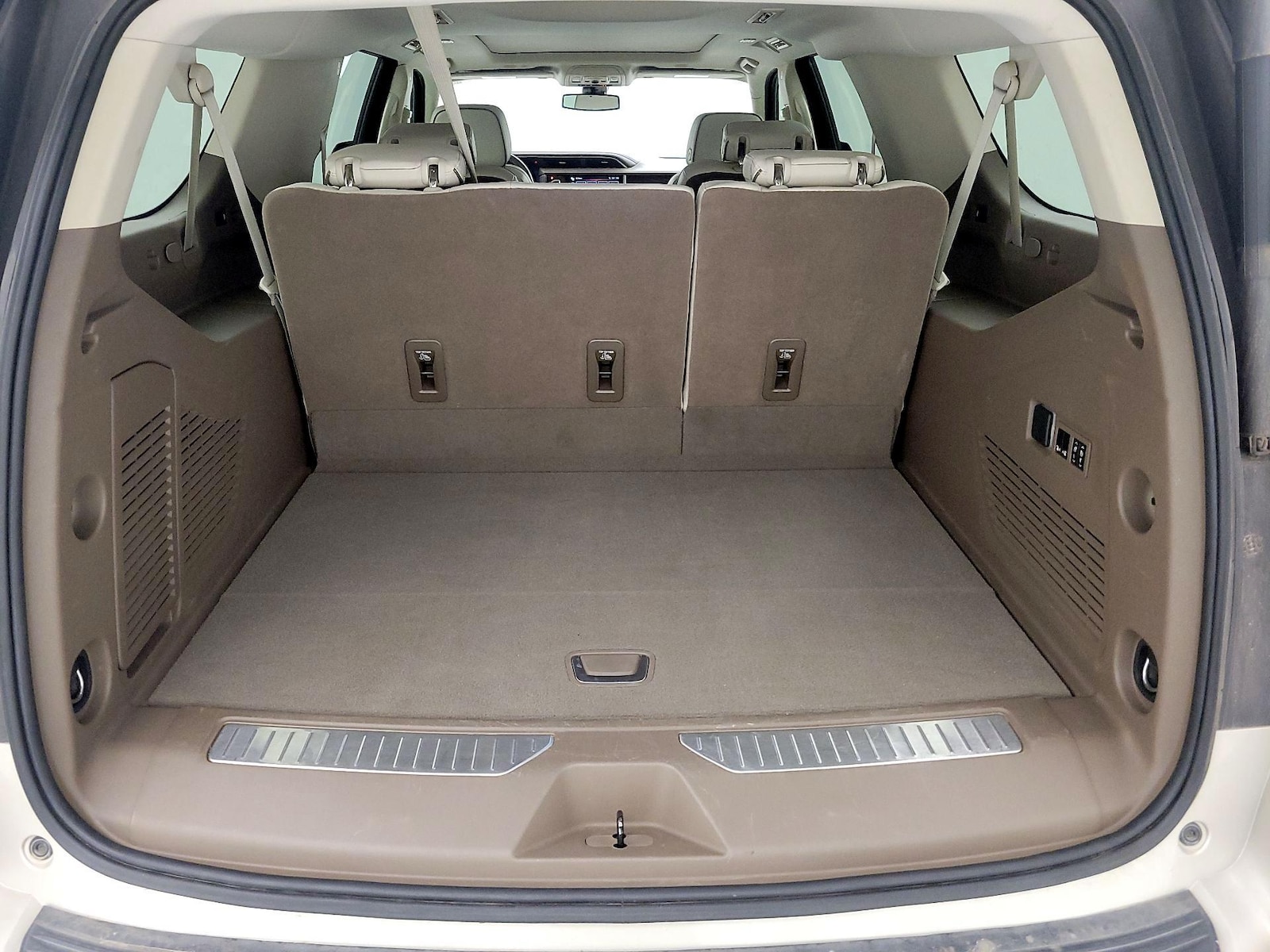 2022 GMC Yukon XL Denali - Photo 17