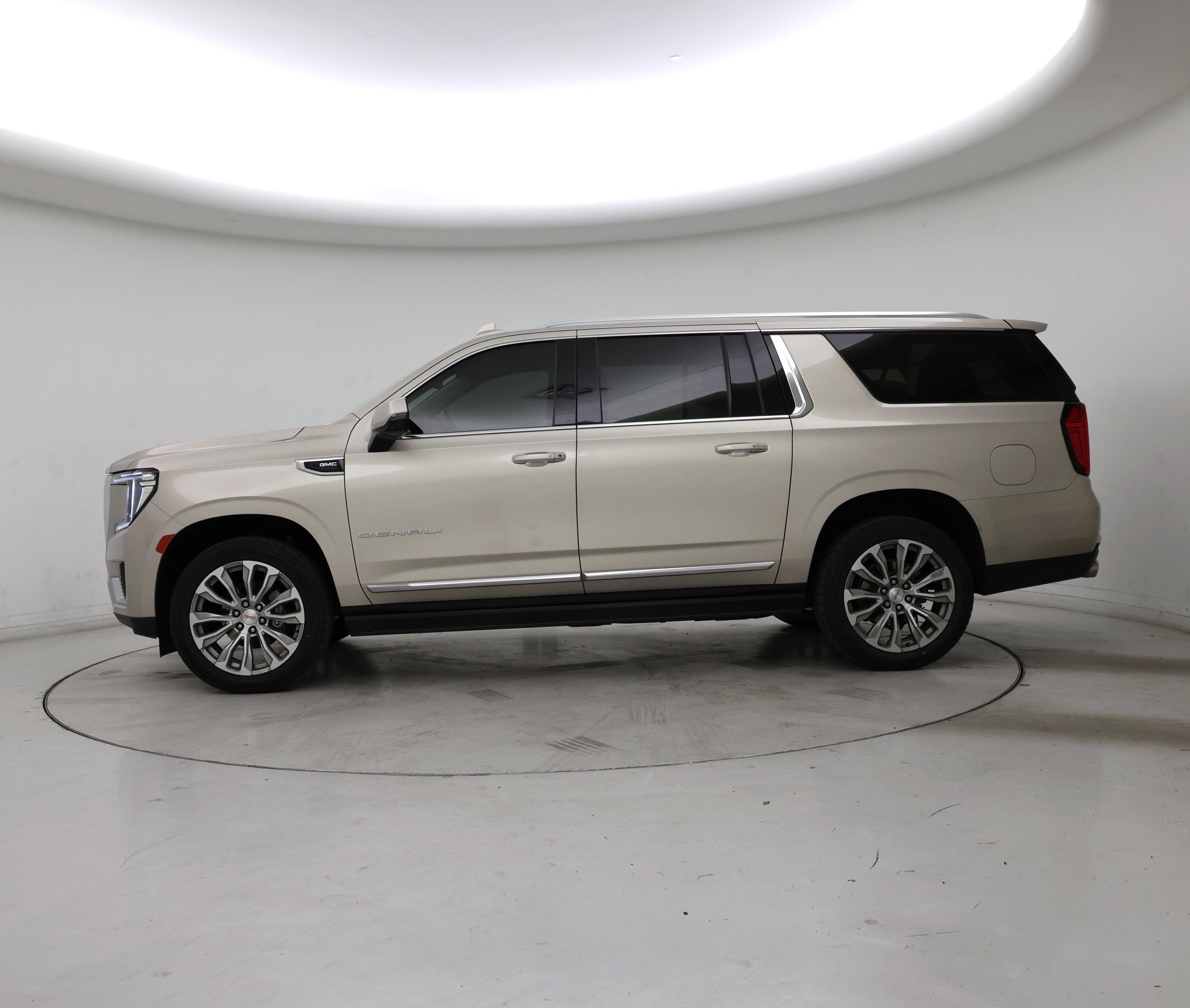 Thumbnail: 2022 GMC Yukon XL - 3