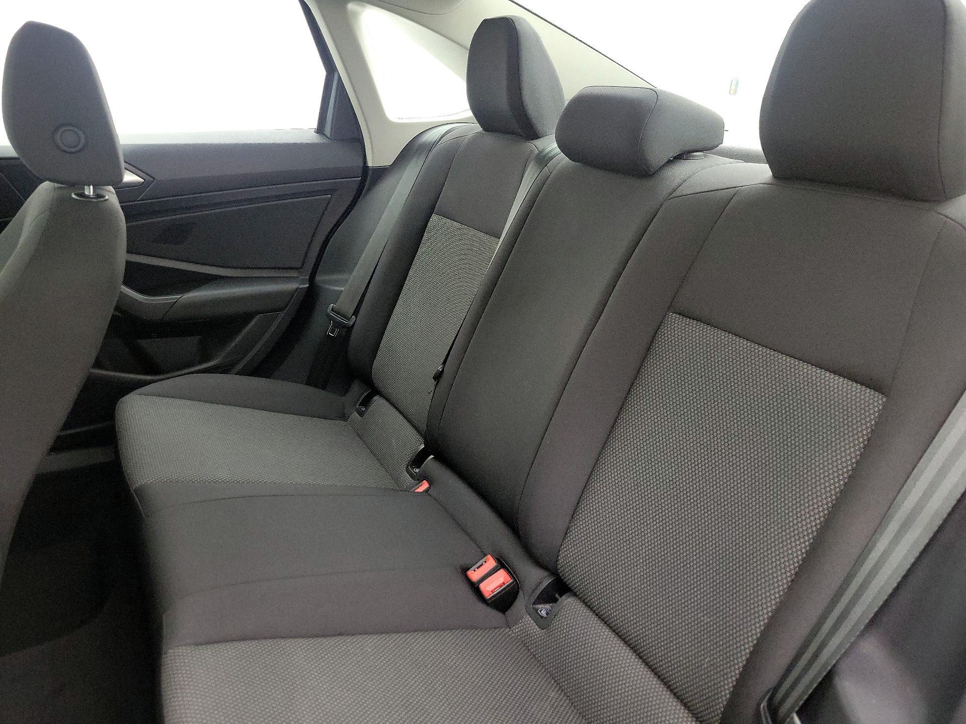 Thumbnail: 2019 Volkswagen Jetta - 19