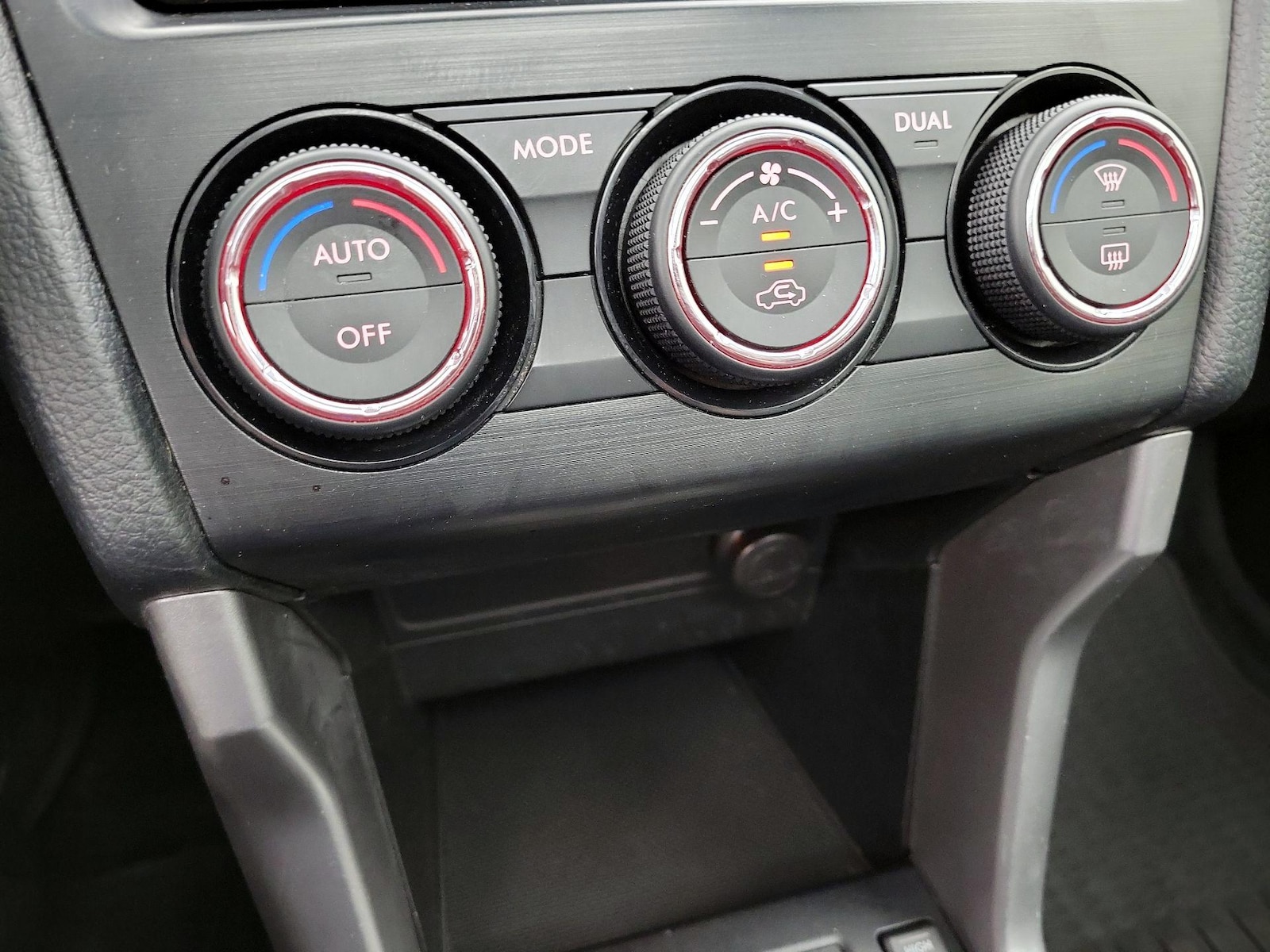 2014 Subaru Forester XT Touring - Photo 17