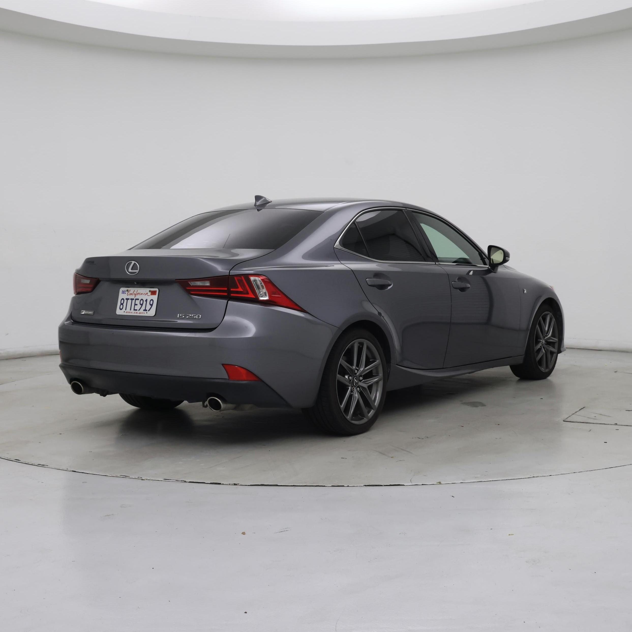 Thumbnail: 2015 Lexus IS - 8