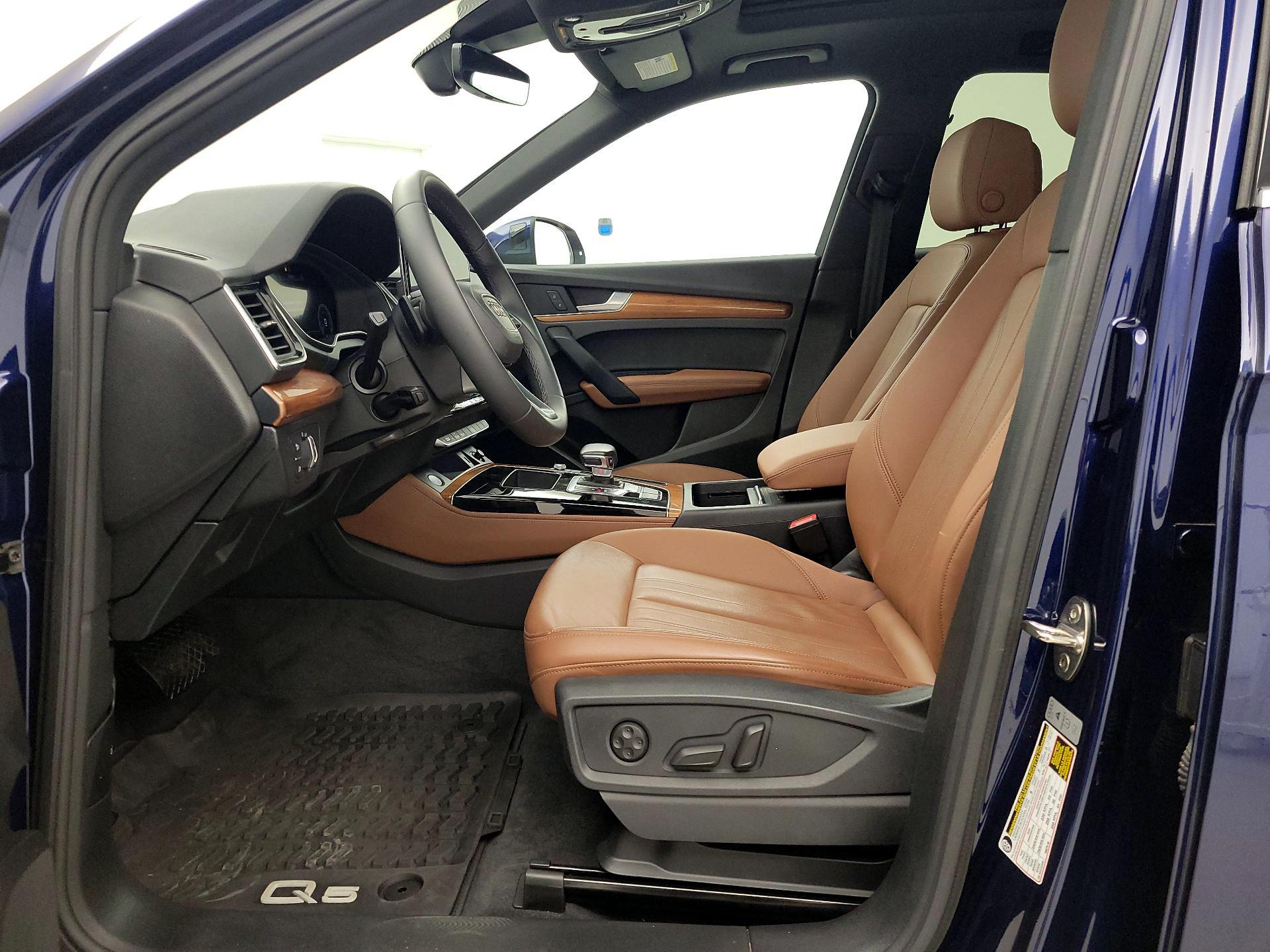 Thumbnail: 2021 Audi Q5 - 11