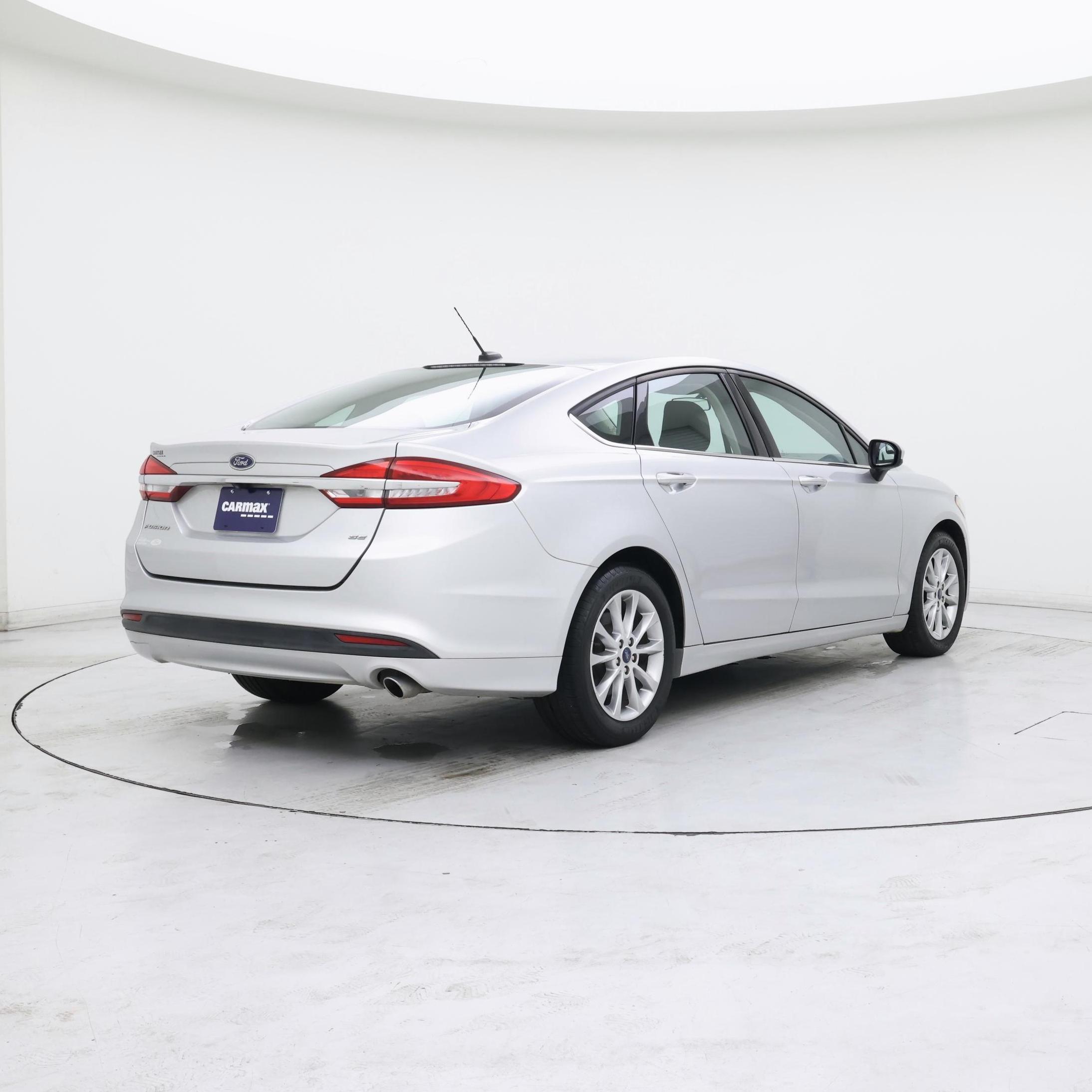 Thumbnail: 2017 Ford Fusion - 8