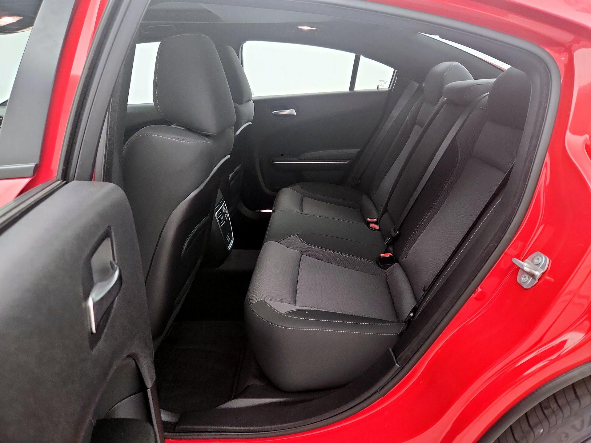 Thumbnail: 2016 Dodge Charger - 19