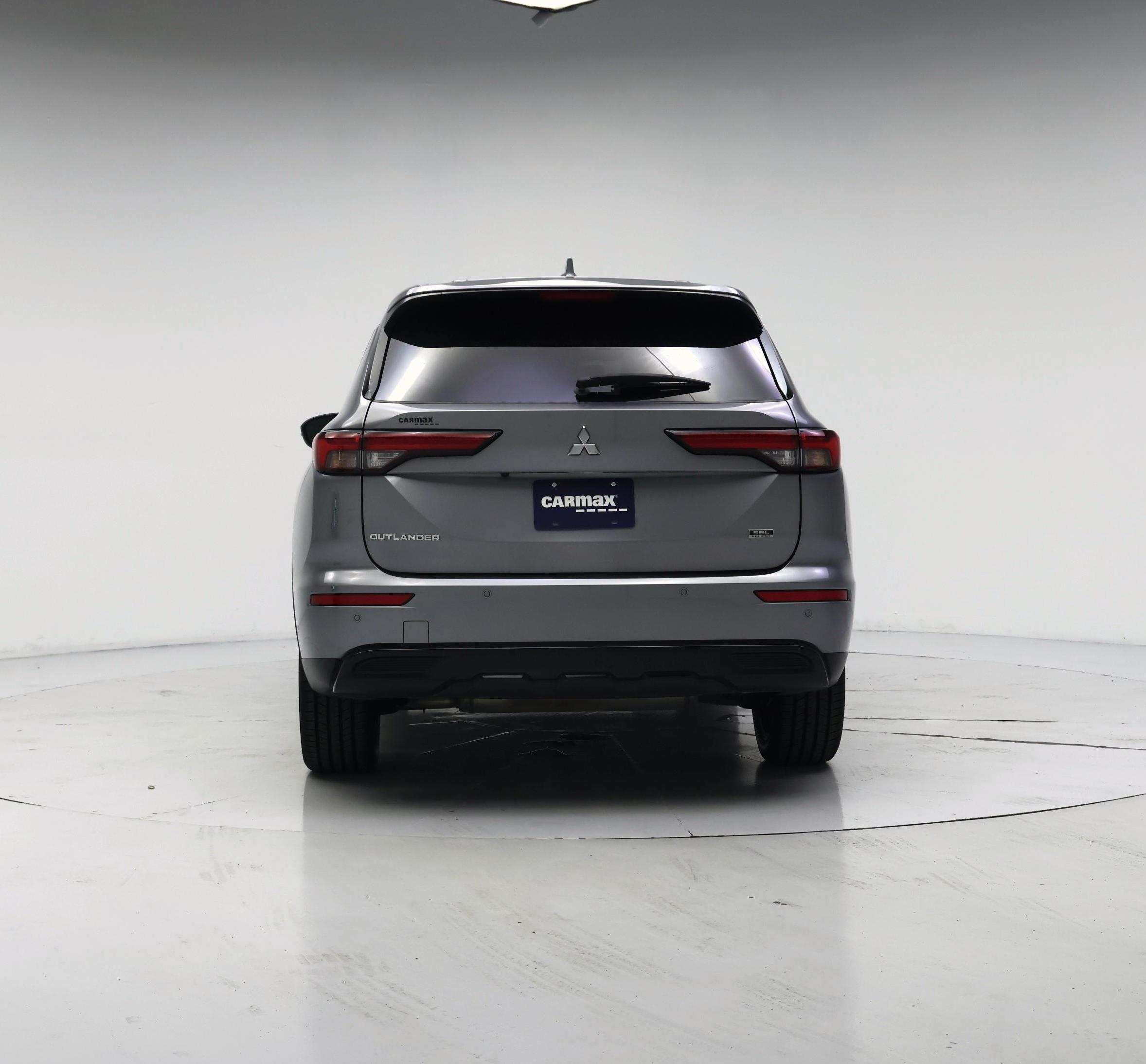Thumbnail: 2023 Mitsubishi Outlander - 6