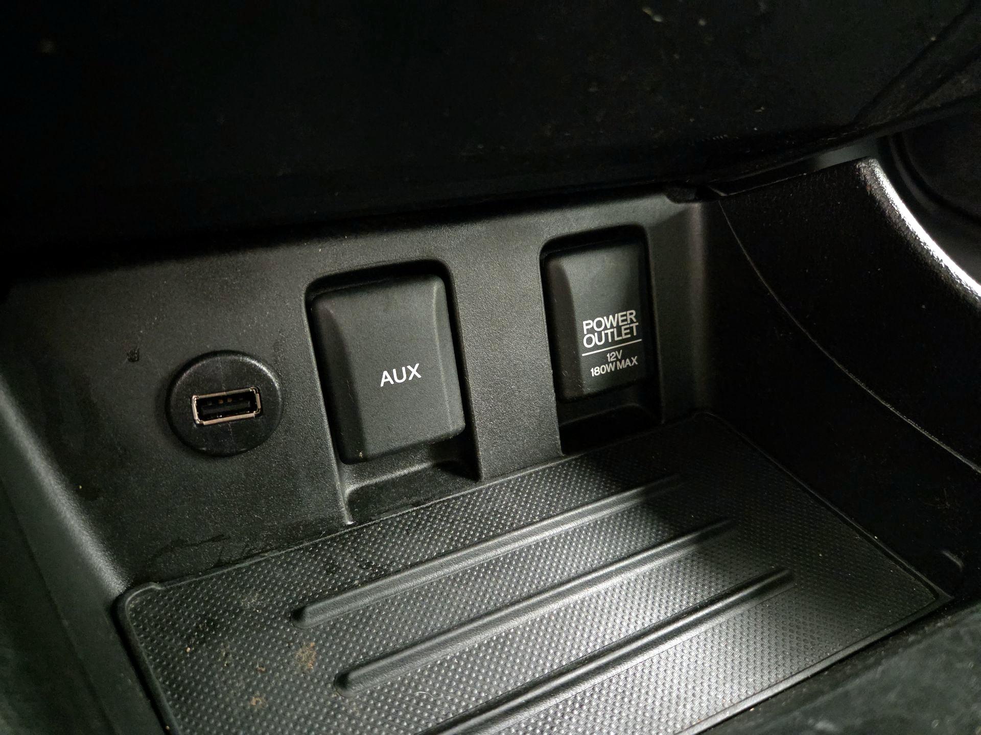Thumbnail: 2014 Honda Civic - 18