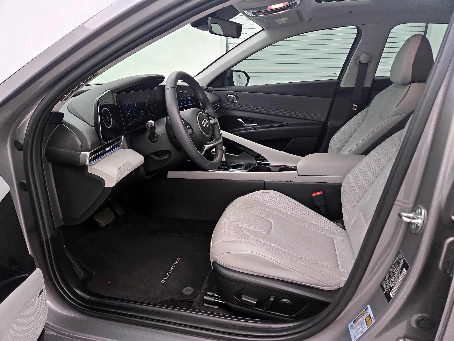 Thumbnail: 2024 Hyundai Elantra - 11