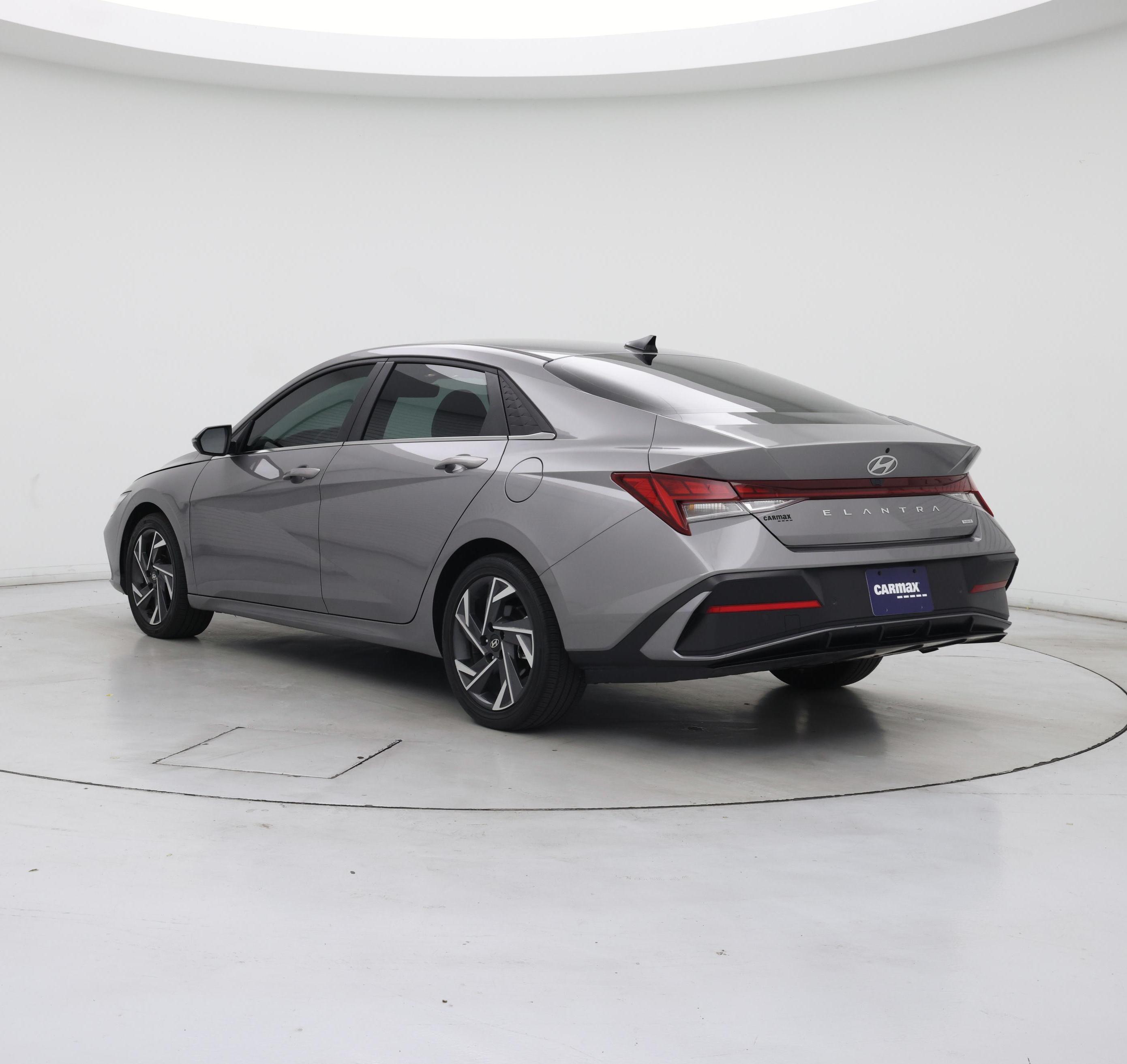 Thumbnail: 2024 Hyundai Elantra - 2