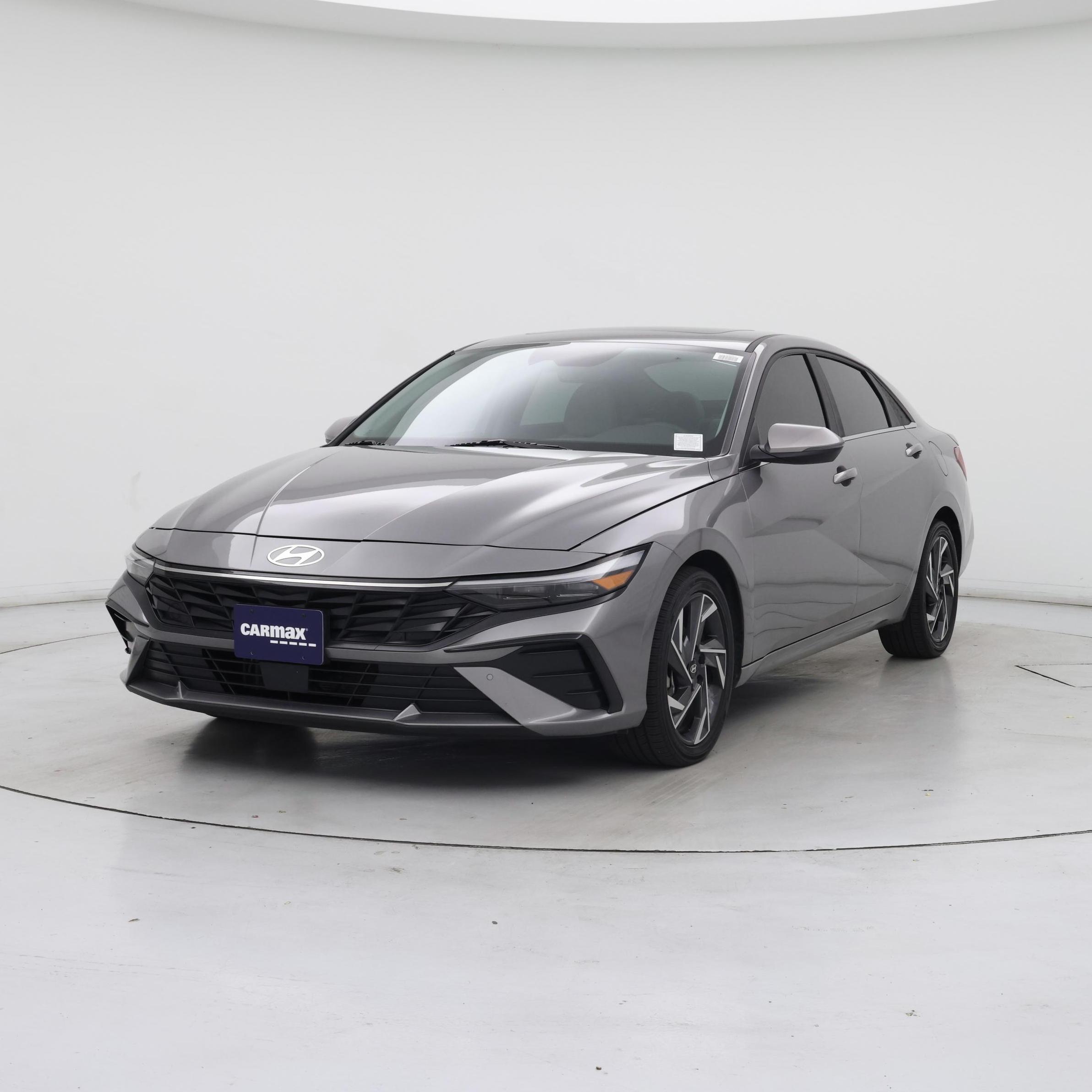 Thumbnail: 2024 Hyundai Elantra - 4