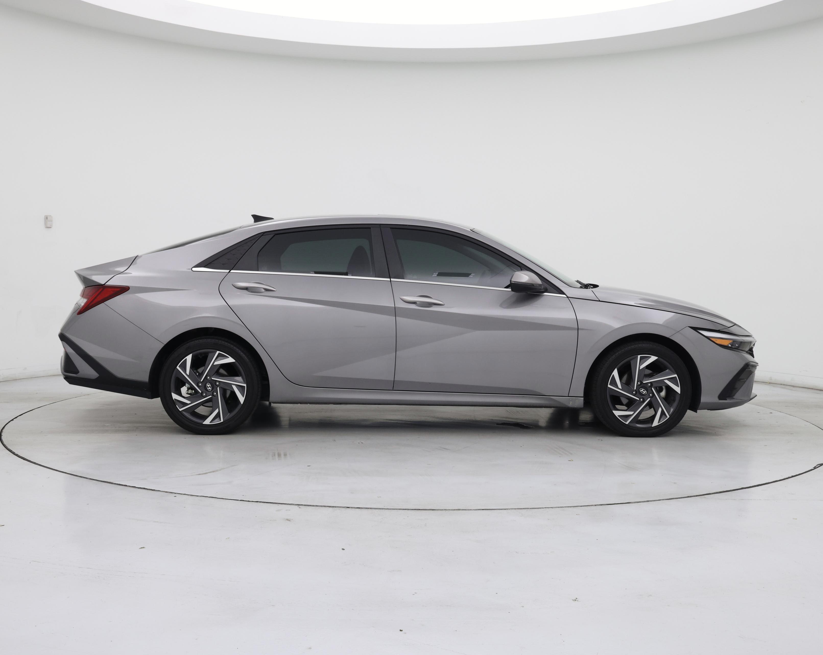 Thumbnail: 2024 Hyundai Elantra - 7