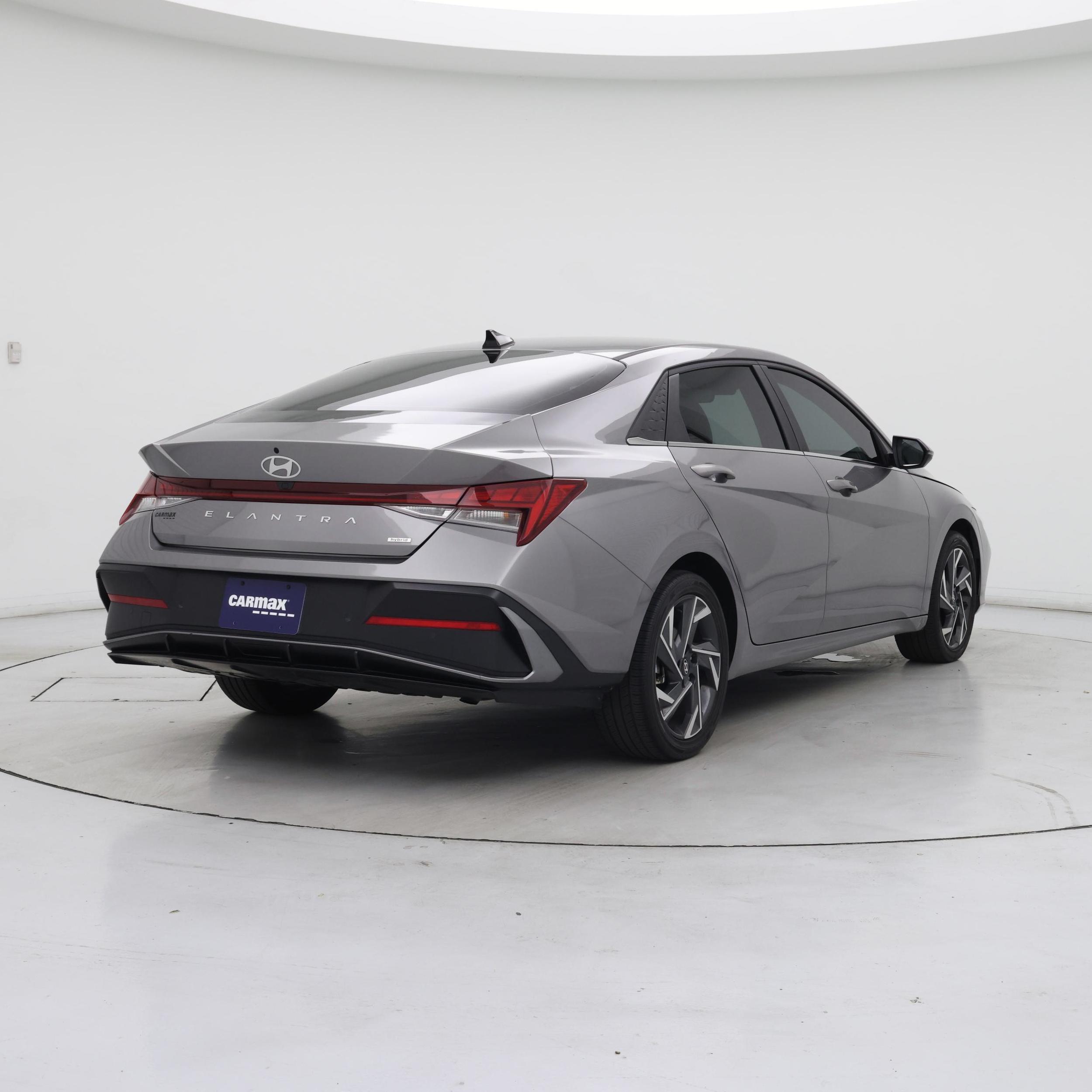 Thumbnail: 2024 Hyundai Elantra - 8