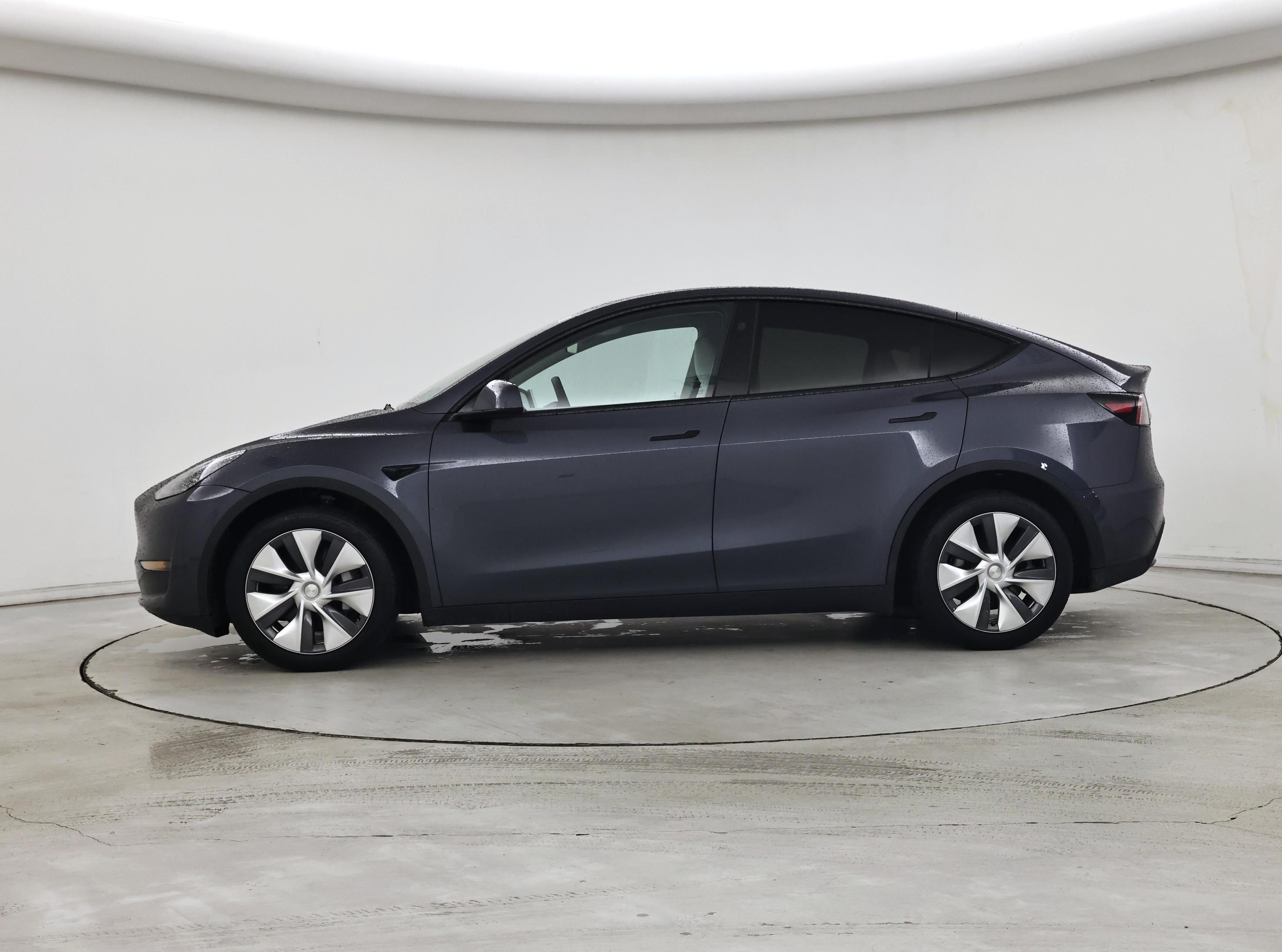 Thumbnail: 2023 Tesla Model Y - 3