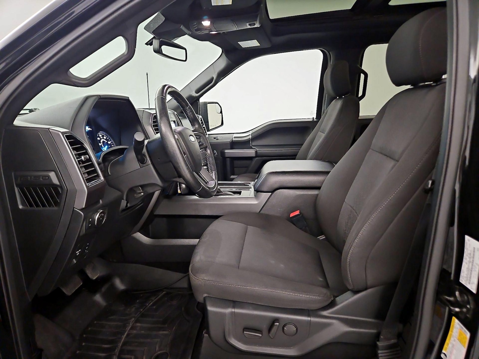 2019 Ford F-150 XLT - Photo 10