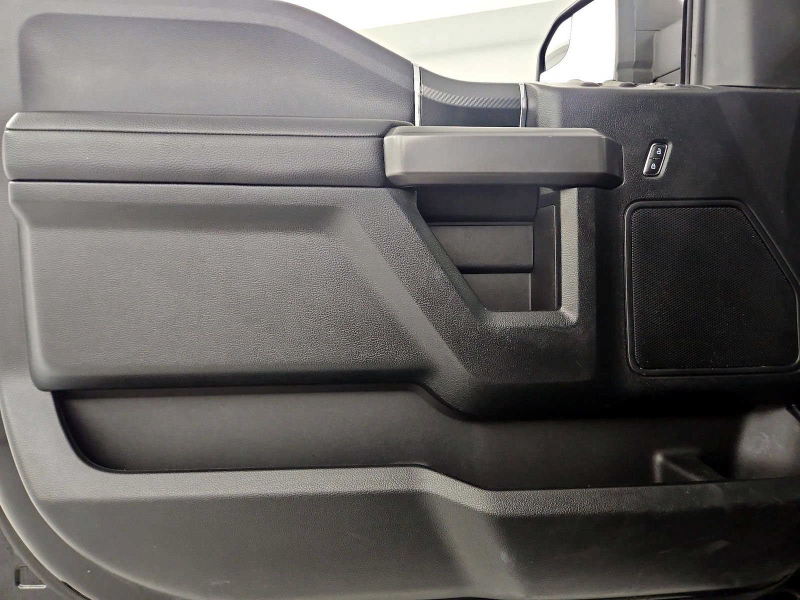 2019 Ford F-150 XLT - Photo 11