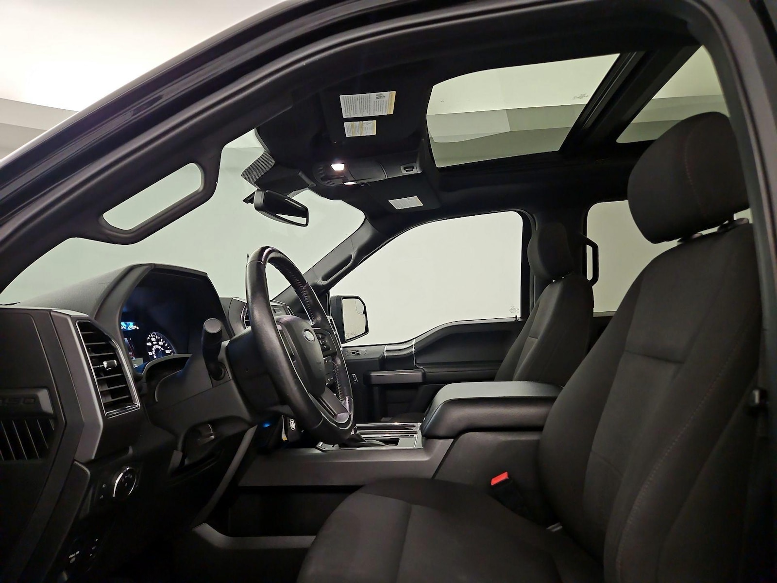 2019 Ford F-150 XLT - Photo 19