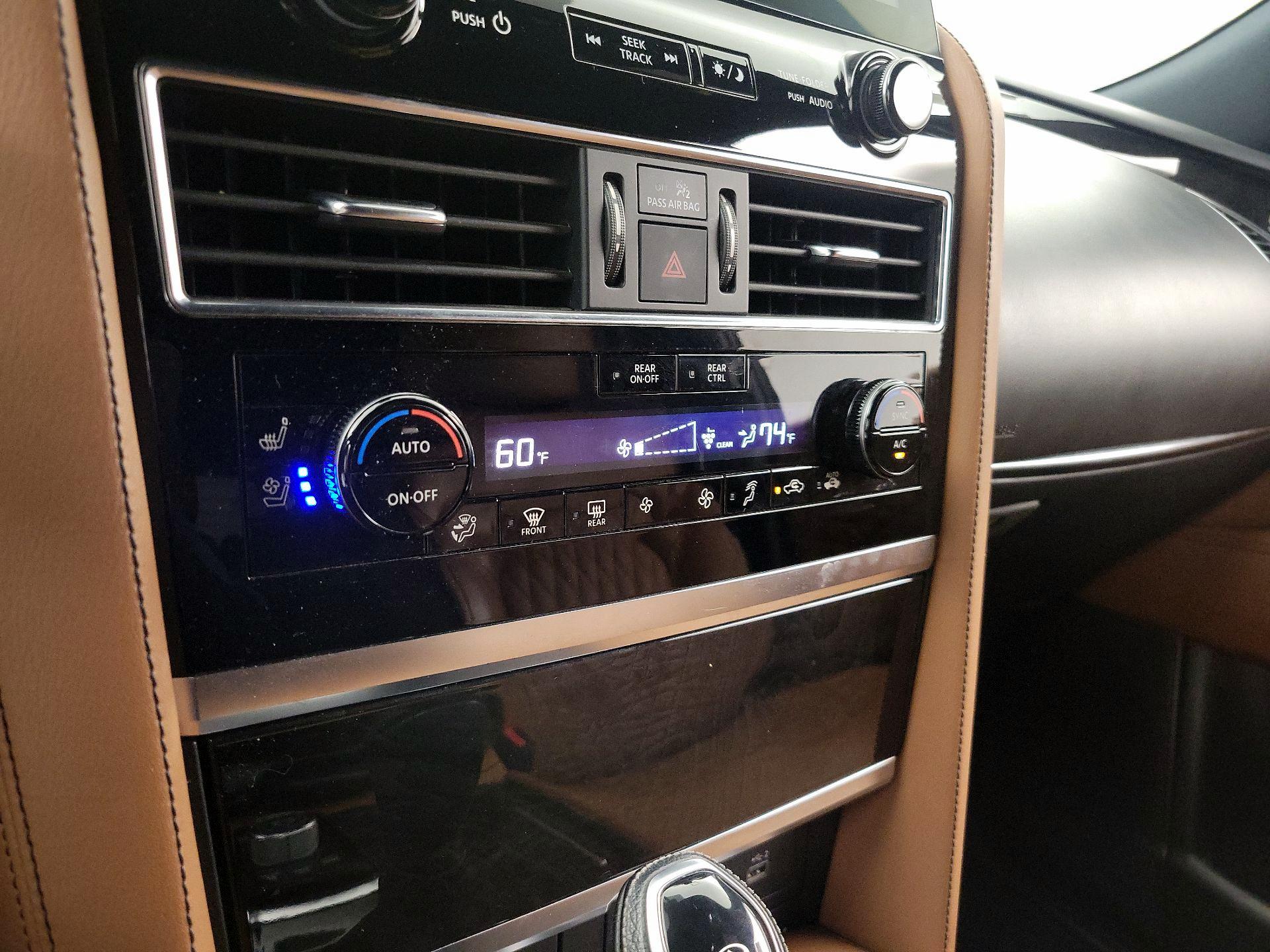 Thumbnail: 2023 INFINITI QX80 - 17