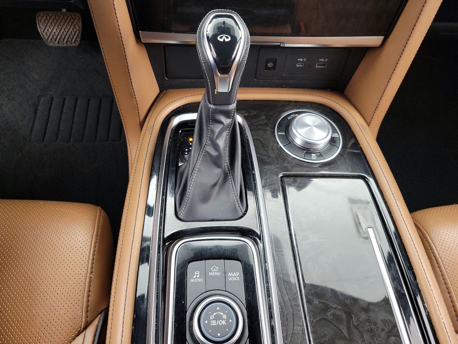 Thumbnail: 2023 INFINITI QX80 - 18