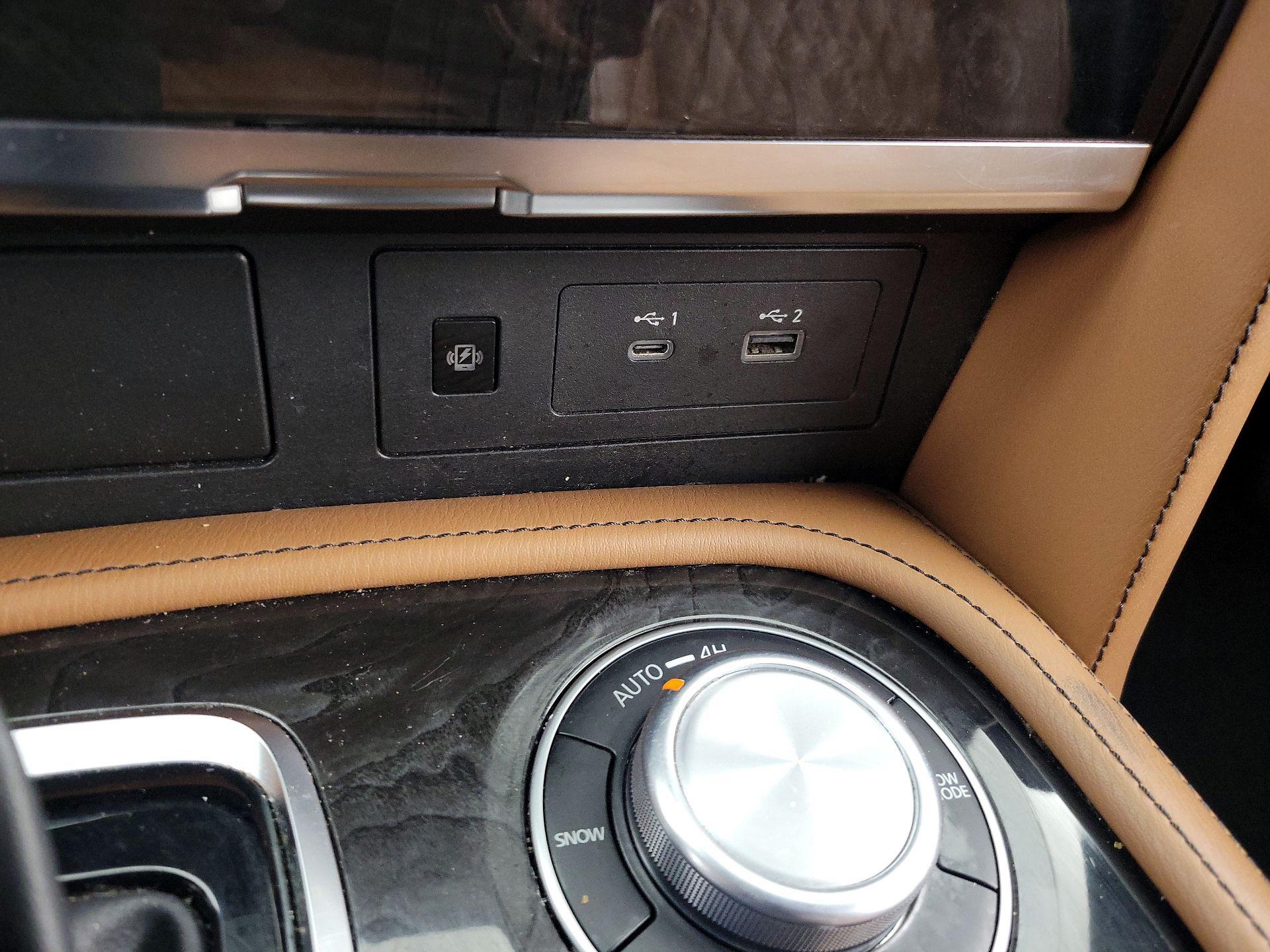 Thumbnail: 2023 INFINITI QX80 - 19