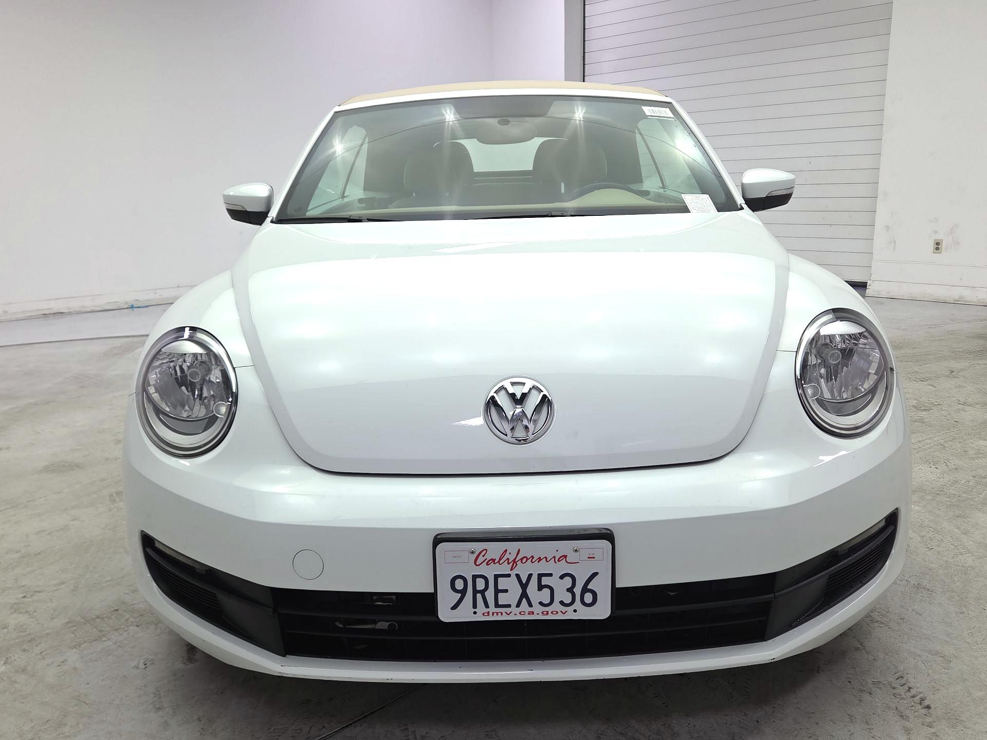 Thumbnail: 2015 Volkswagen Beetle - 2