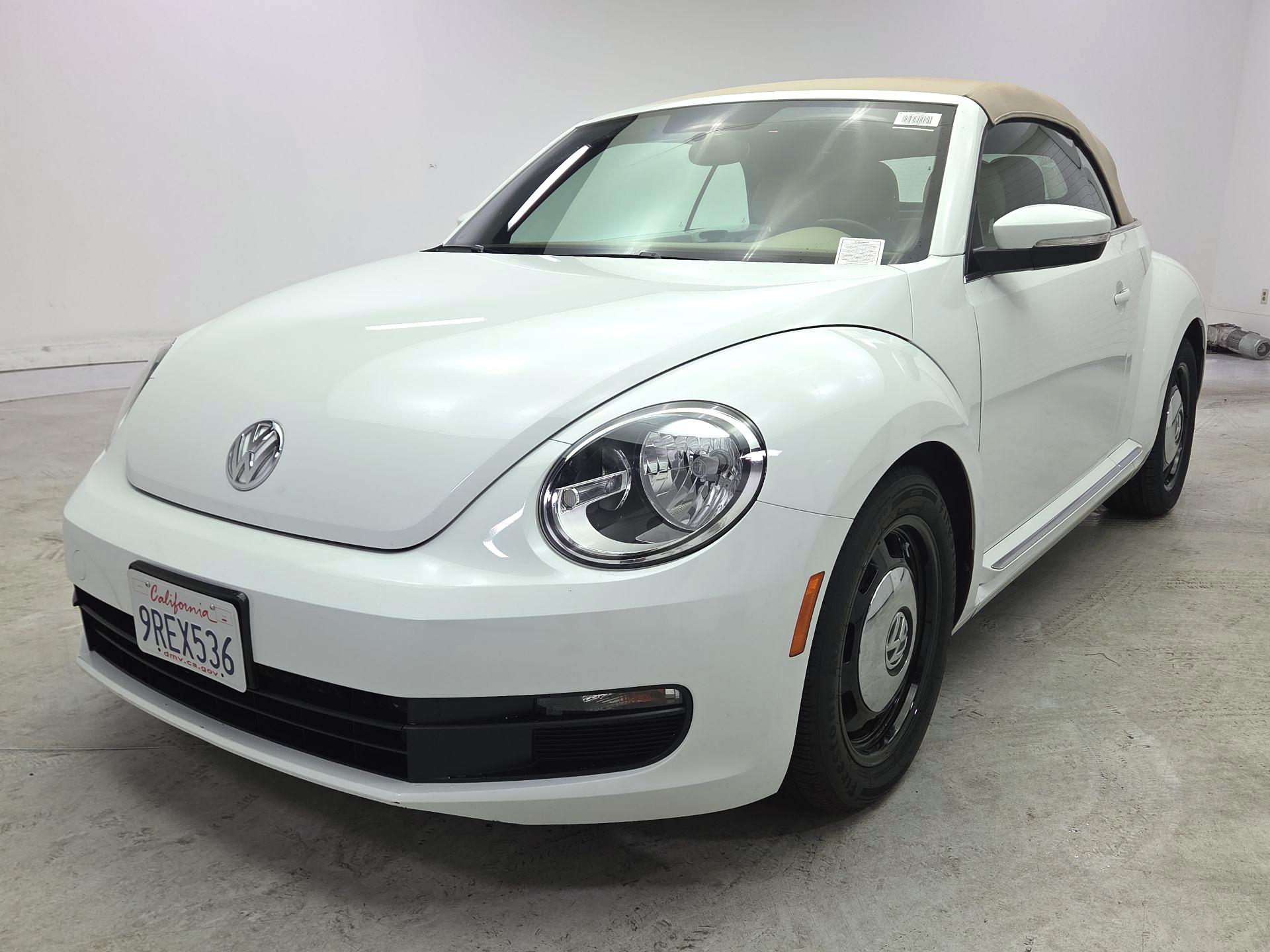Thumbnail: 2015 Volkswagen Beetle - 3
