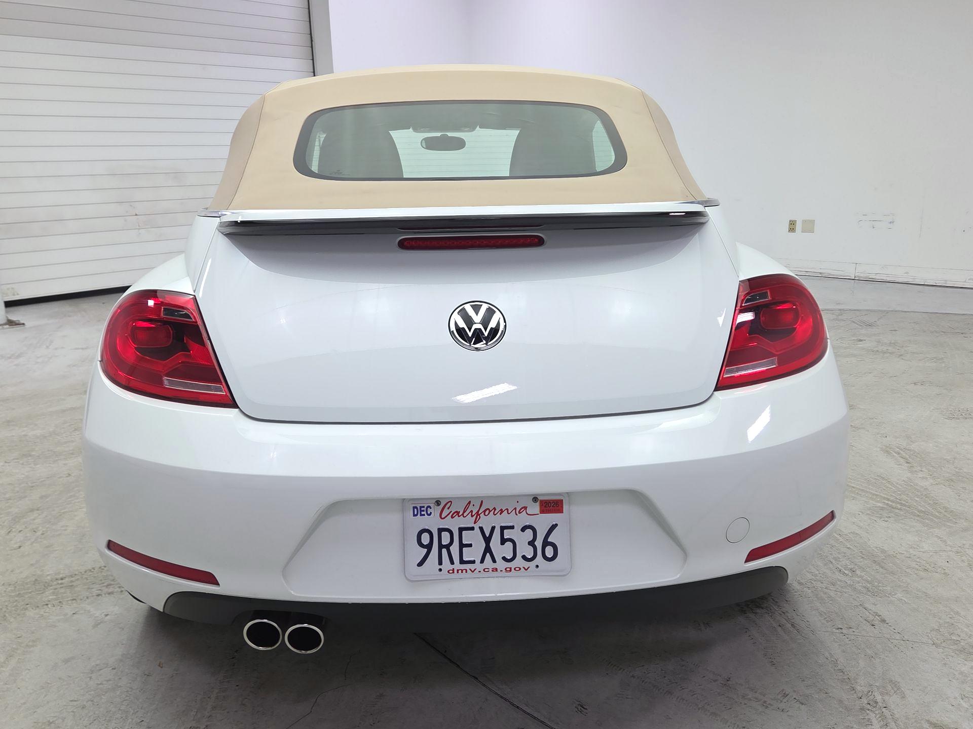 Thumbnail: 2015 Volkswagen Beetle - 6