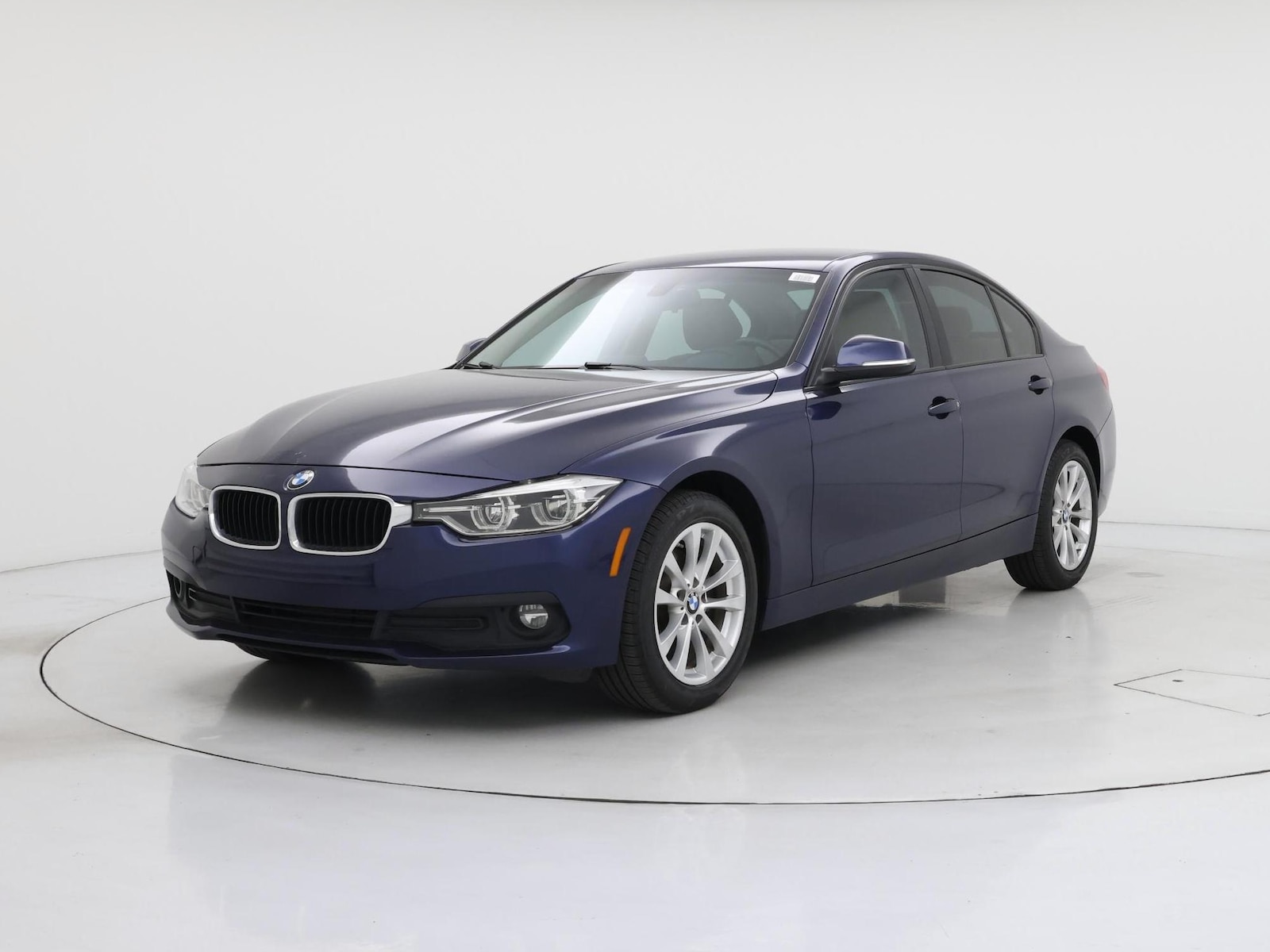 2018 BMW 3 Series 320i - Photo 5