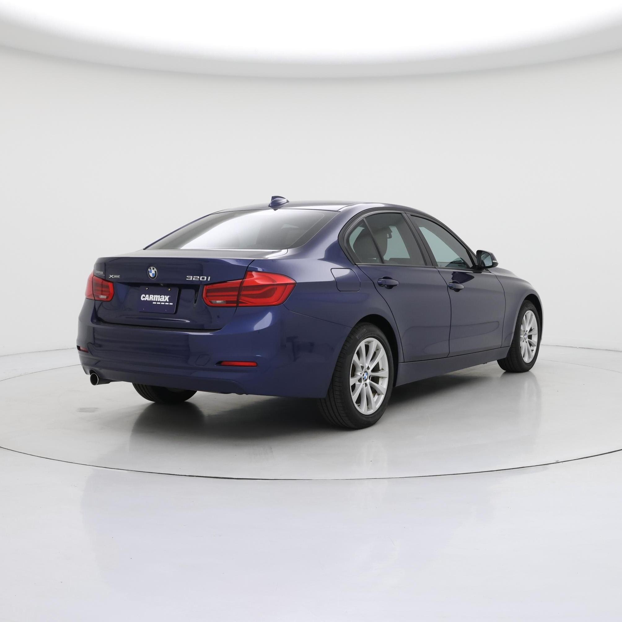 Thumbnail: 2018 BMW 3 Series - 8