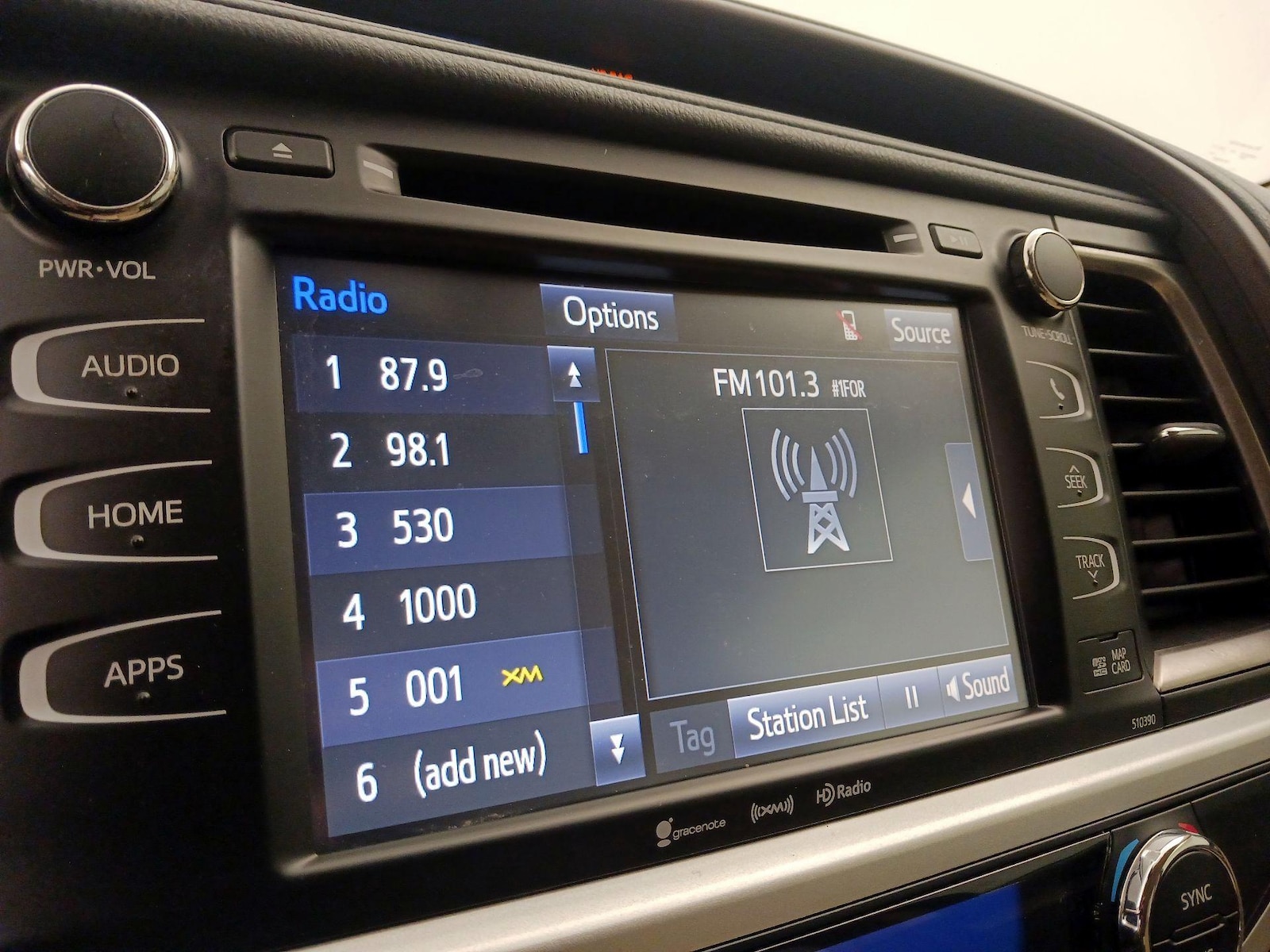 2019 Toyota Highlander XLE - Photo 16