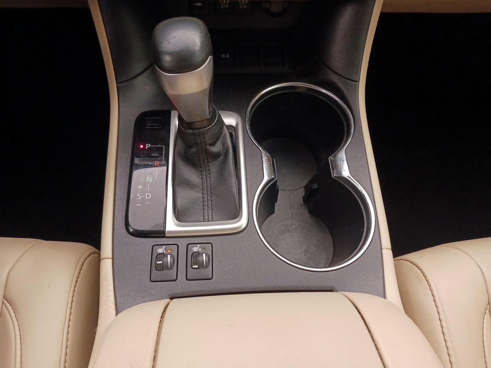 2019 Toyota Highlander XLE - Photo 18