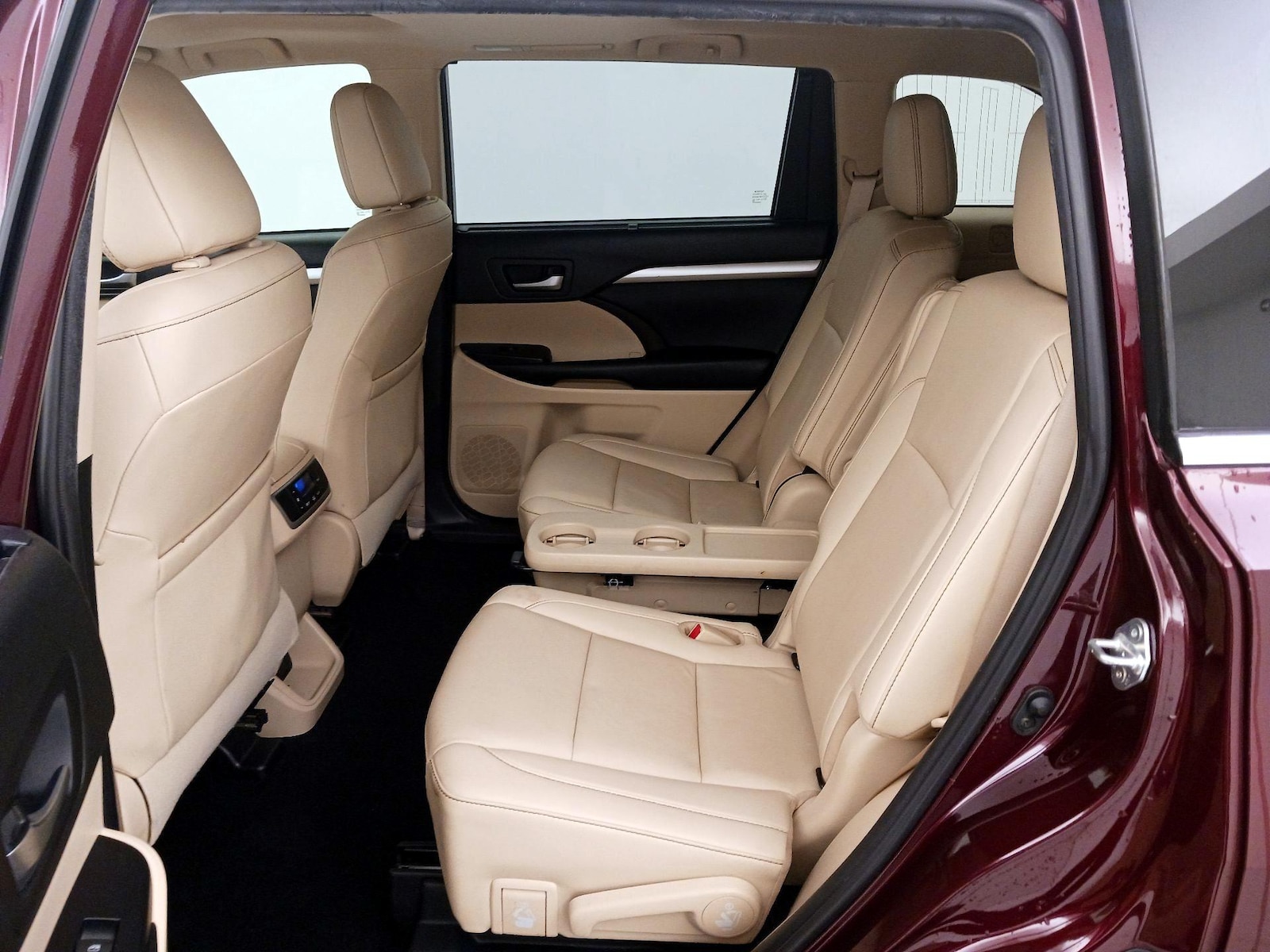 2019 Toyota Highlander XLE - Photo 21