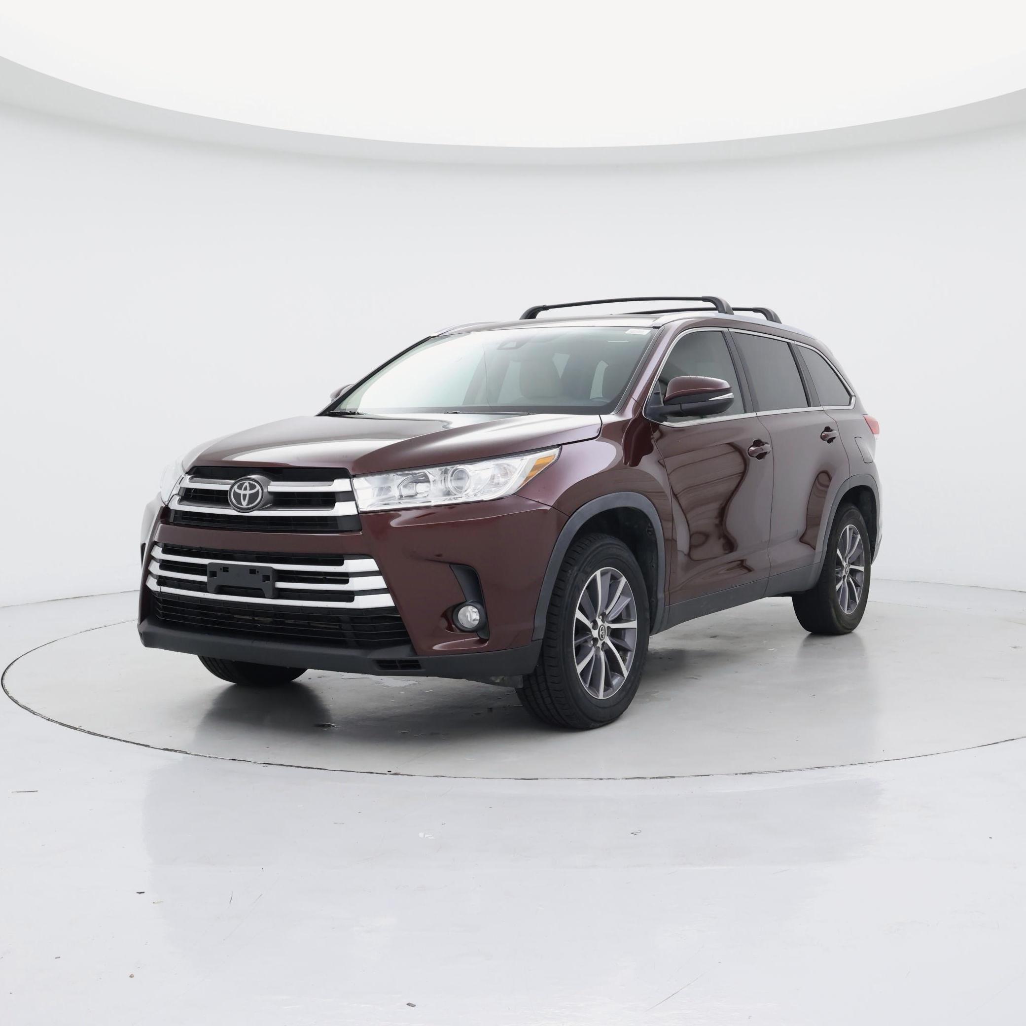 Thumbnail: 2019 Toyota Highlander - 4