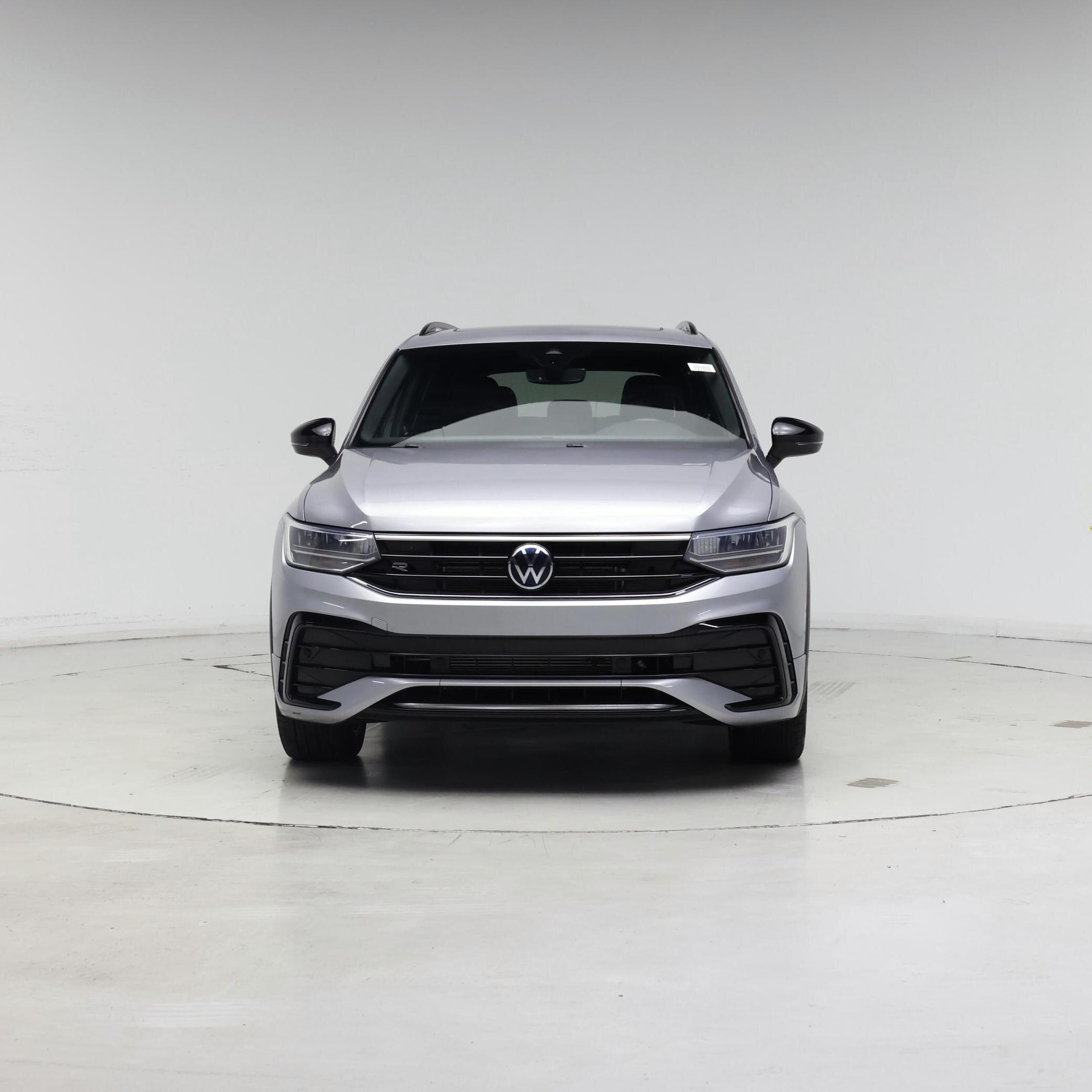 Thumbnail: 2023 Volkswagen Tiguan - 5