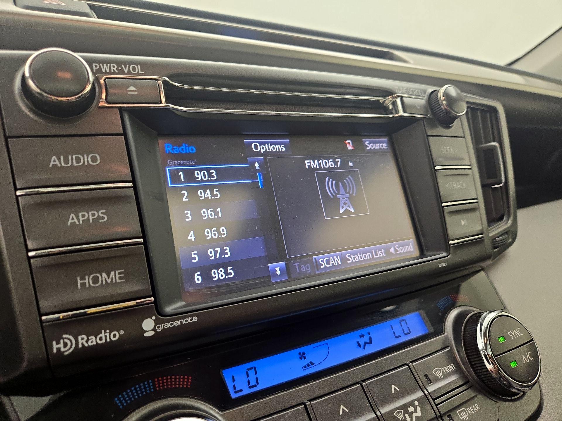 Thumbnail: 2015 Toyota RAV4 - 15