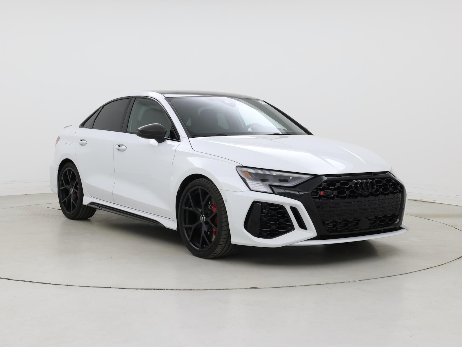 2024 Audi RS 3 Base - Photo 2