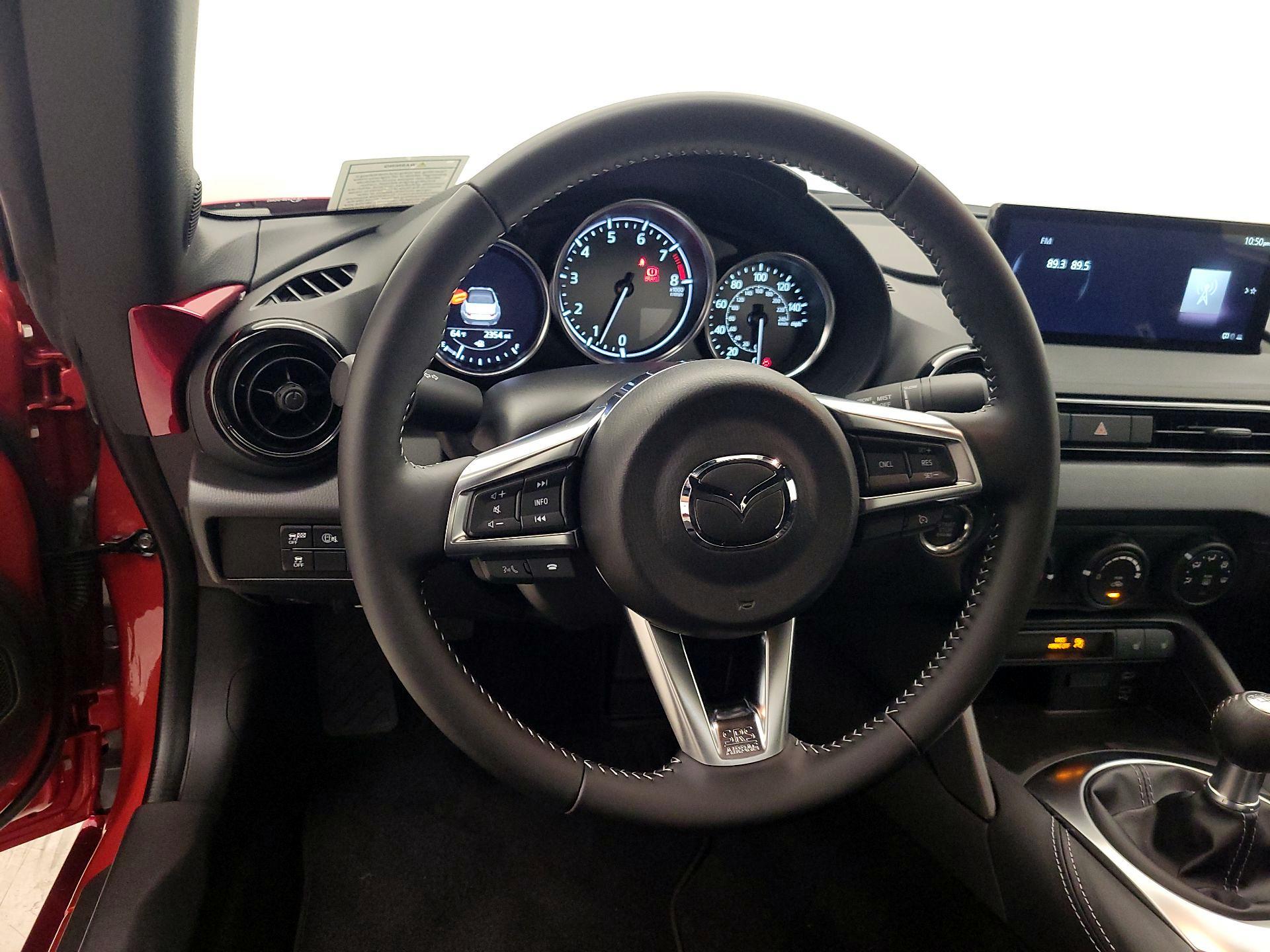 Thumbnail: 2026 Mazda MX-5 Miata - 10