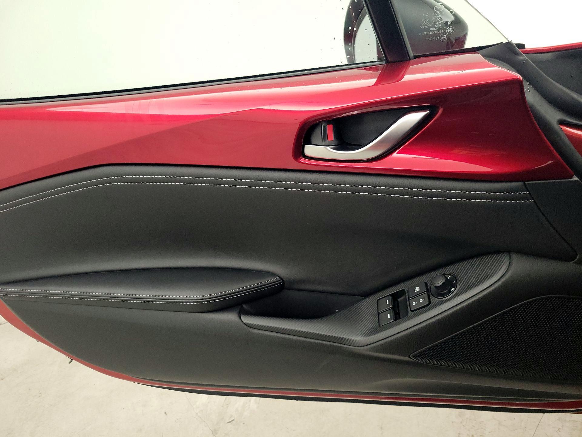 Thumbnail: 2026 Mazda MX-5 Miata - 12