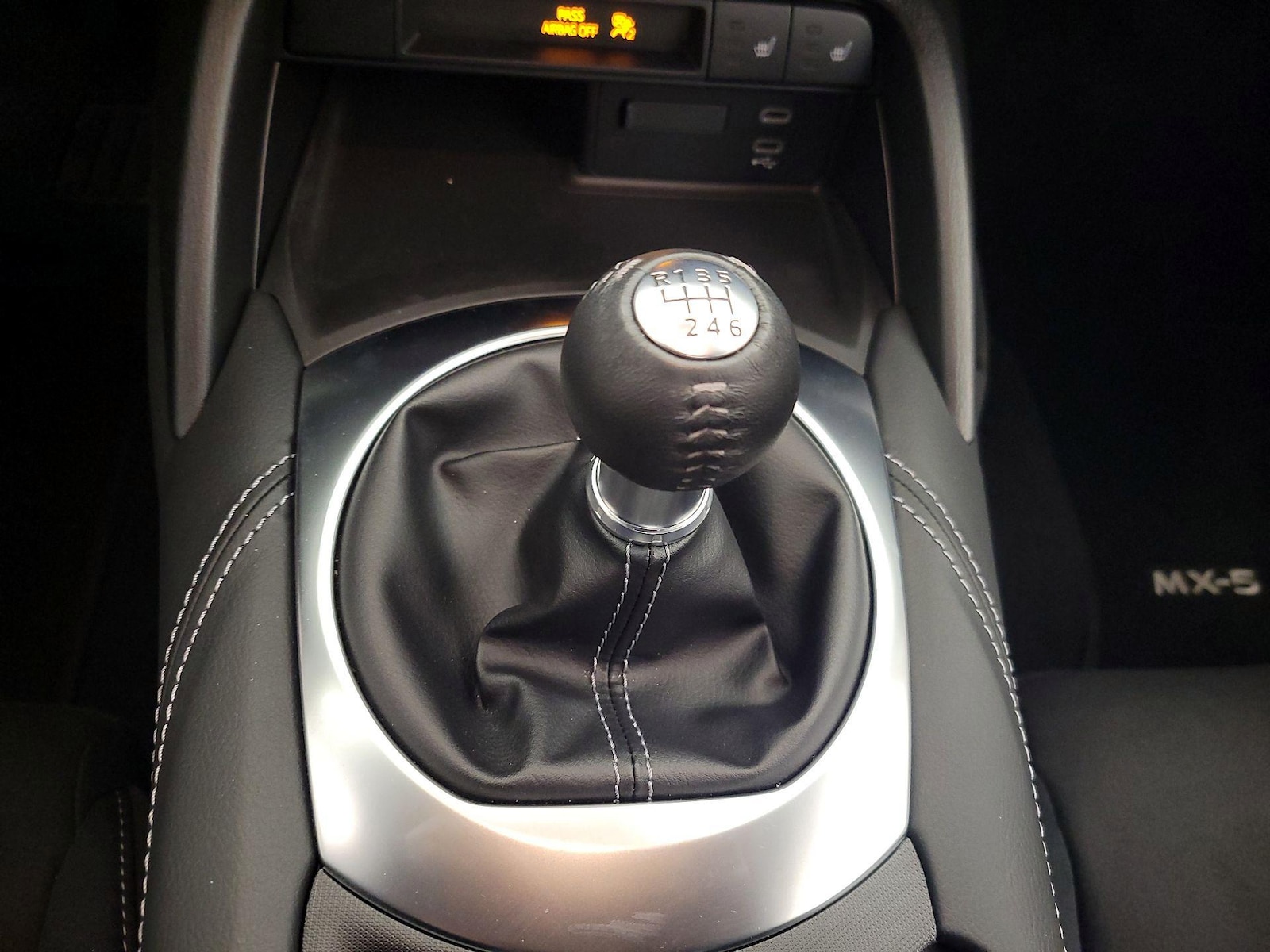 2026 Mazda MX-5 Miata Club - Photo 18