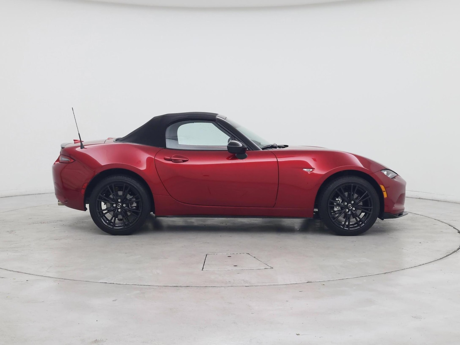 2026 Mazda MX-5 Miata Club - Photo 8