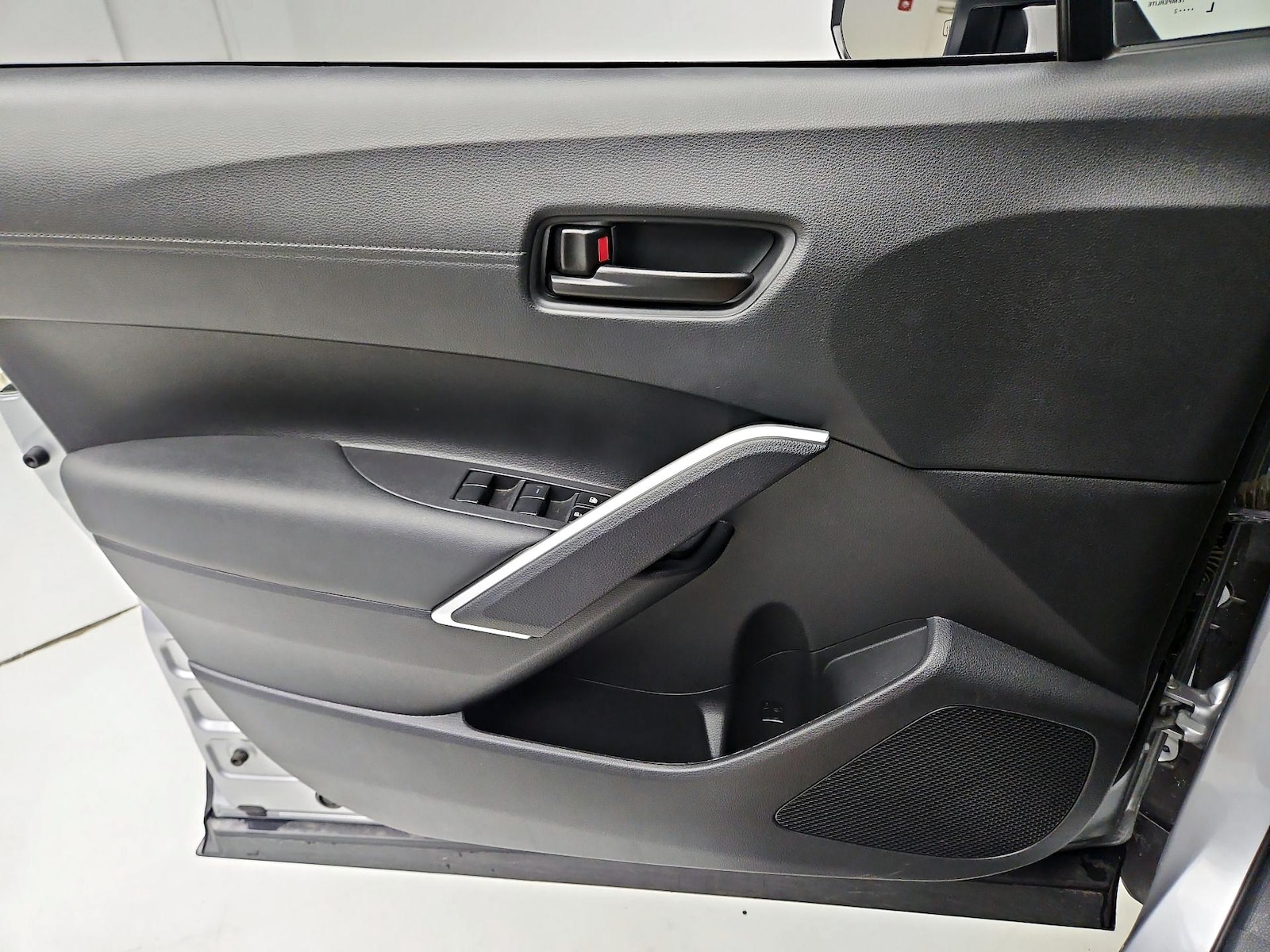 2024 Toyota Corolla Cross S - Photo 13