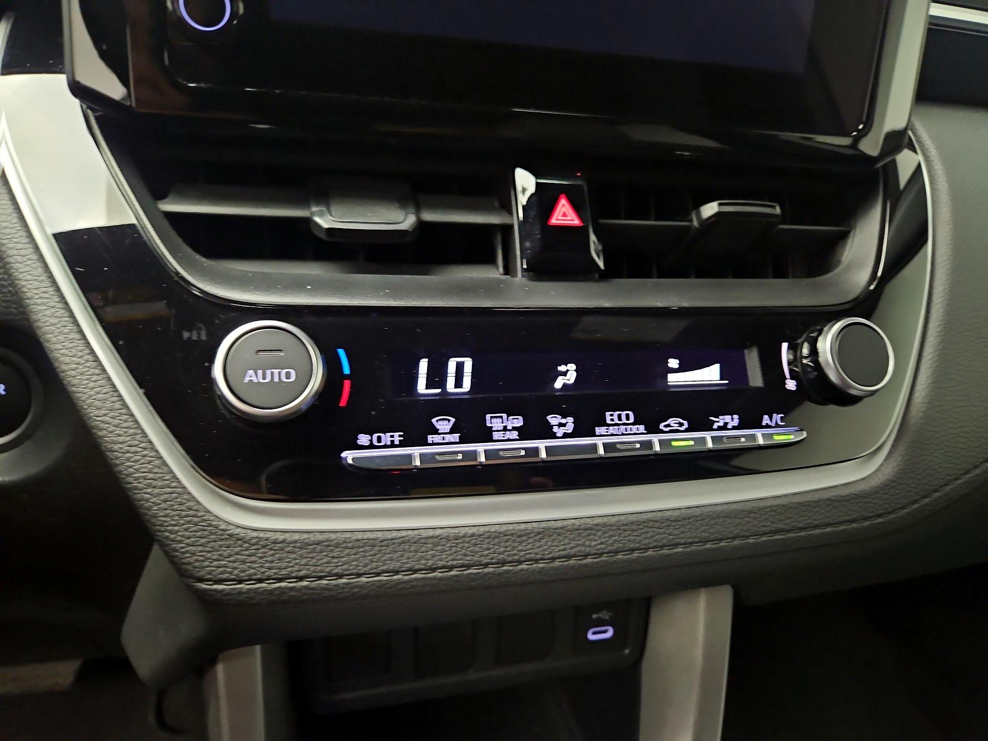 Thumbnail: 2024 Toyota Corolla Cross - 16