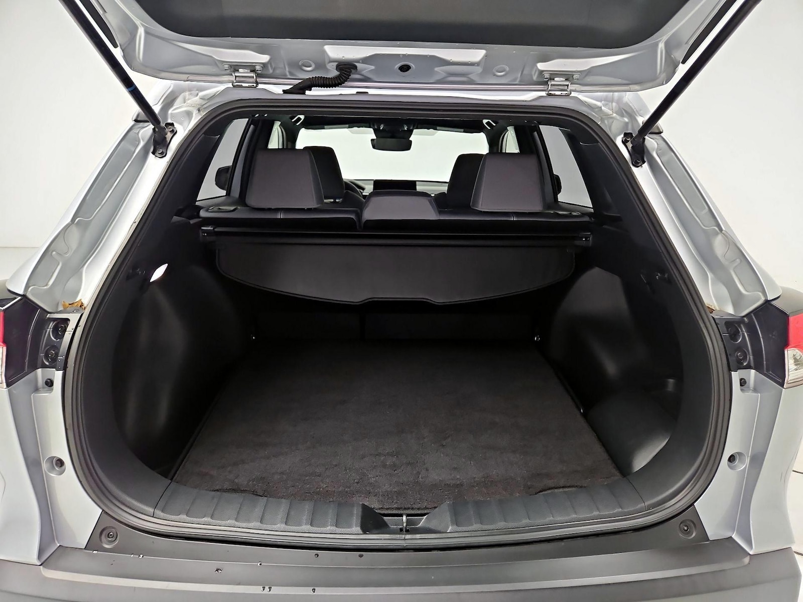 2024 Toyota Corolla Cross S - Photo 21