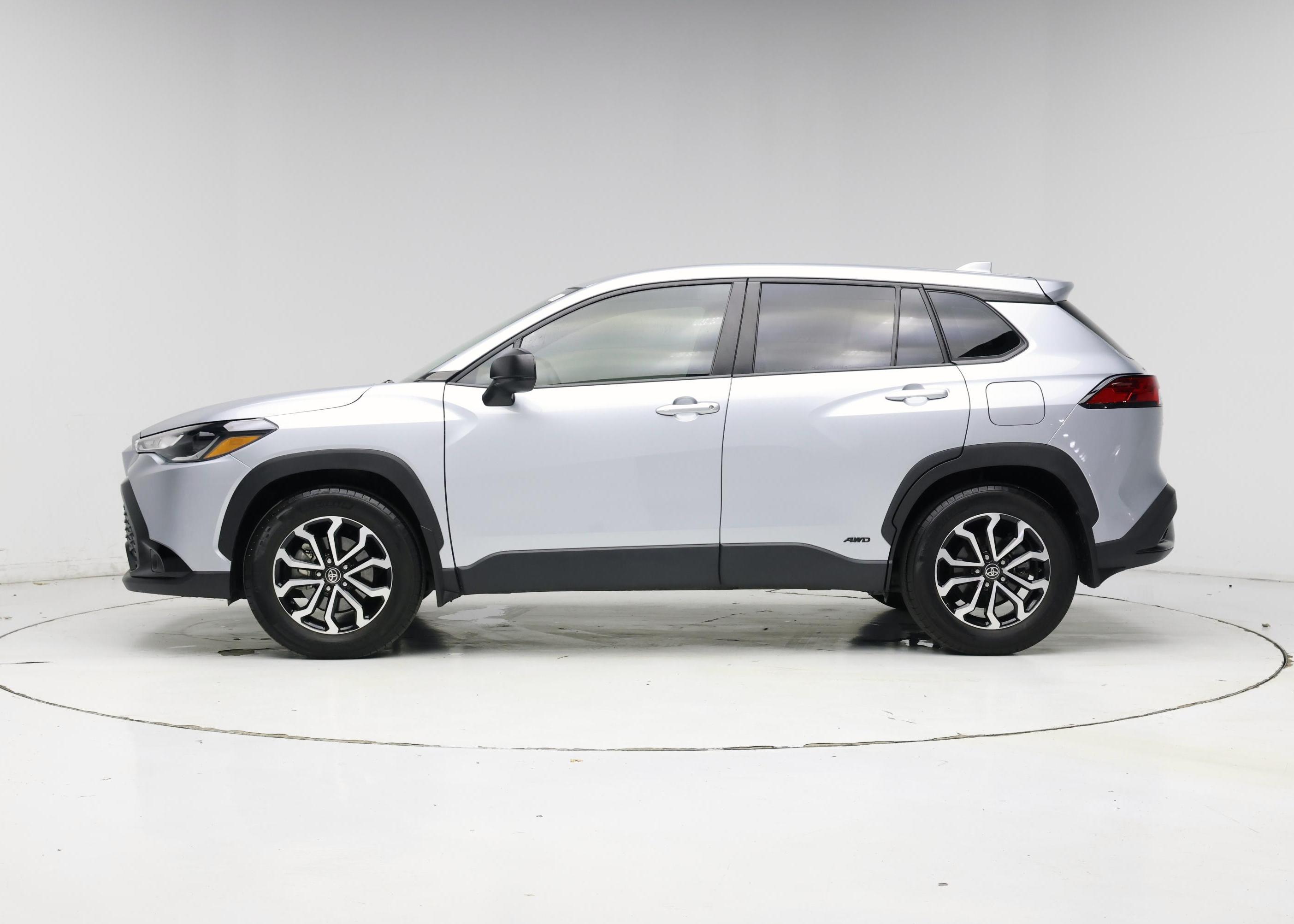 Thumbnail: 2024 Toyota Corolla Cross - 3