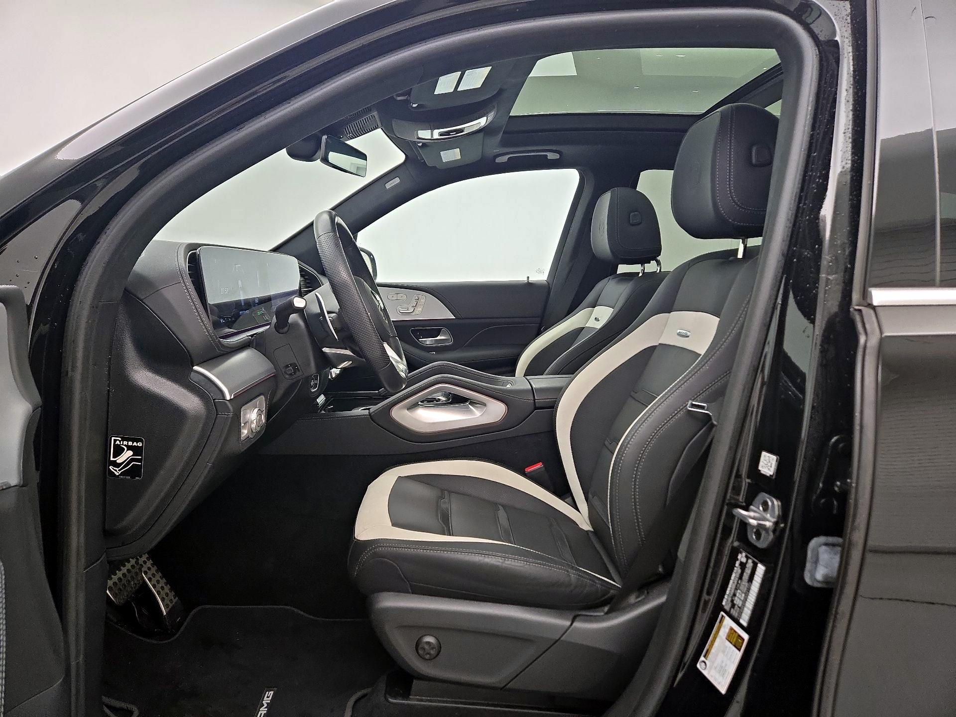 Thumbnail: 2023 Mercedes-Benz GL-Class - 11