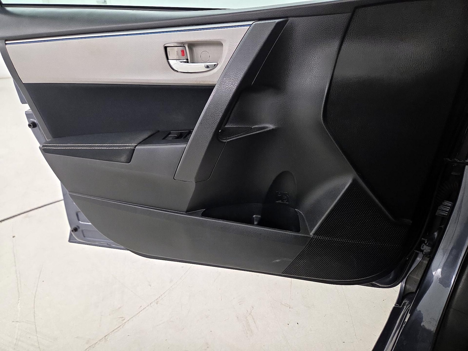 2015 Toyota Corolla LE Eco Plus - Photo 13