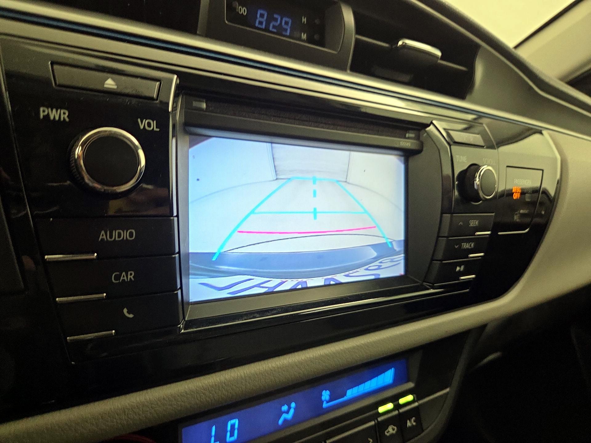 Thumbnail: 2015 Toyota Corolla - 14