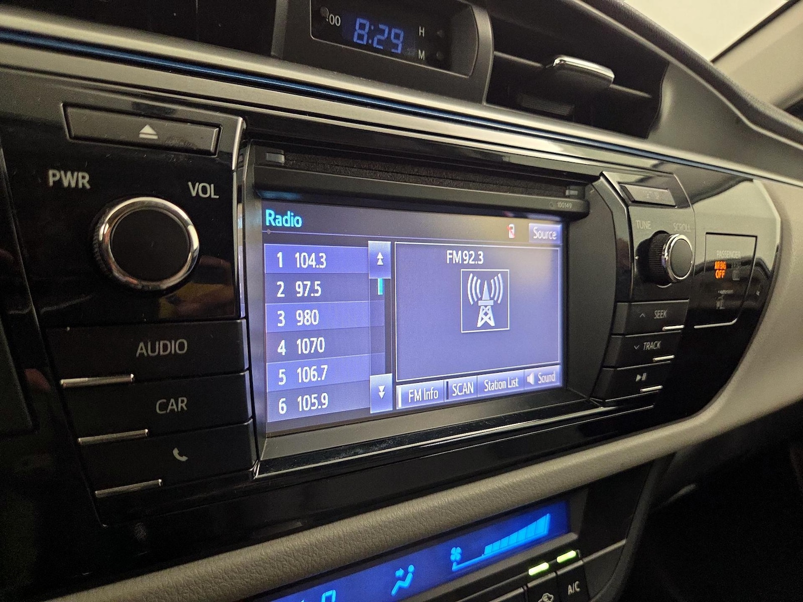 2015 Toyota Corolla LE Eco Plus - Photo 16